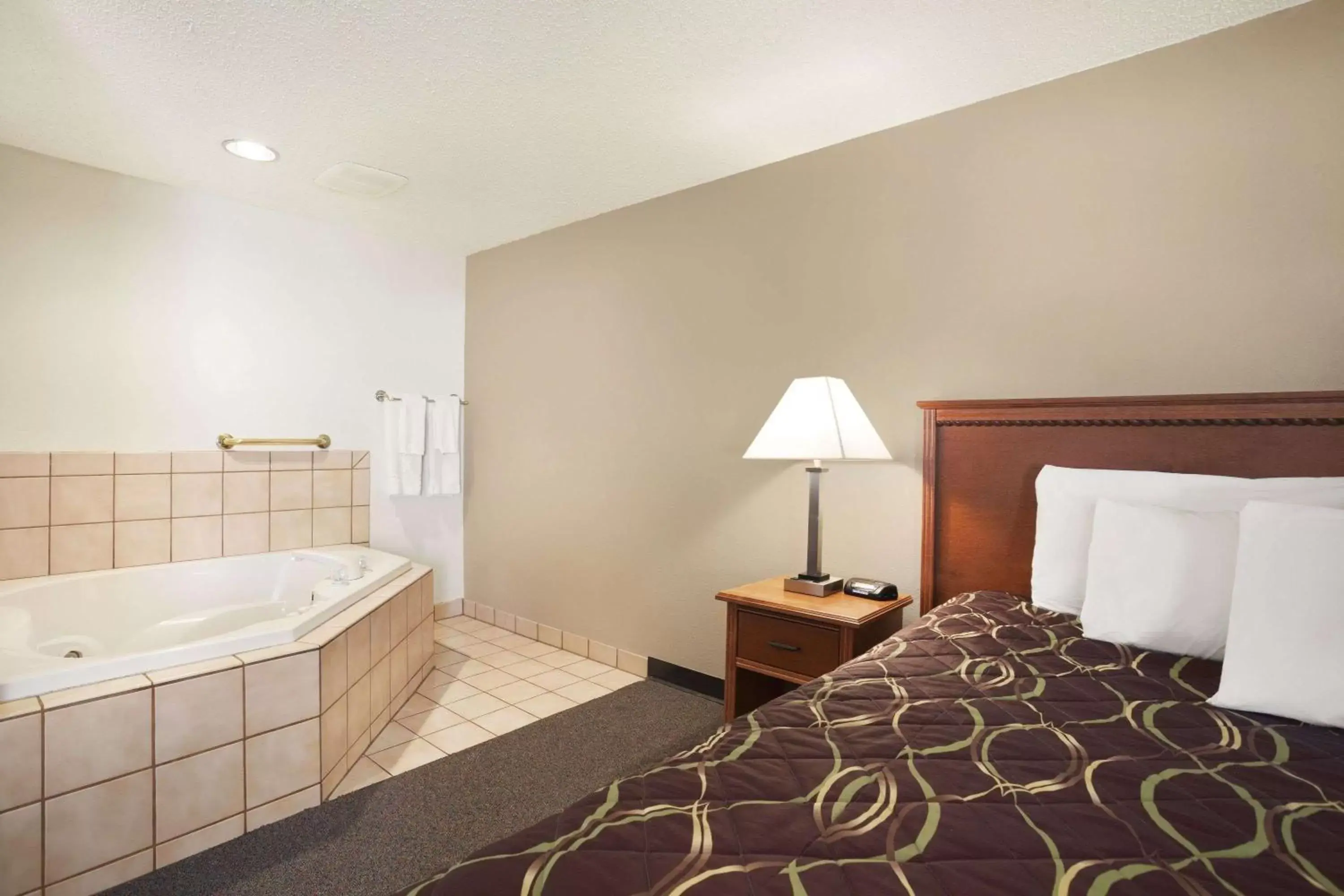 Photo of the whole room, Bathroom in Super 8 by Wyndham Williston ND