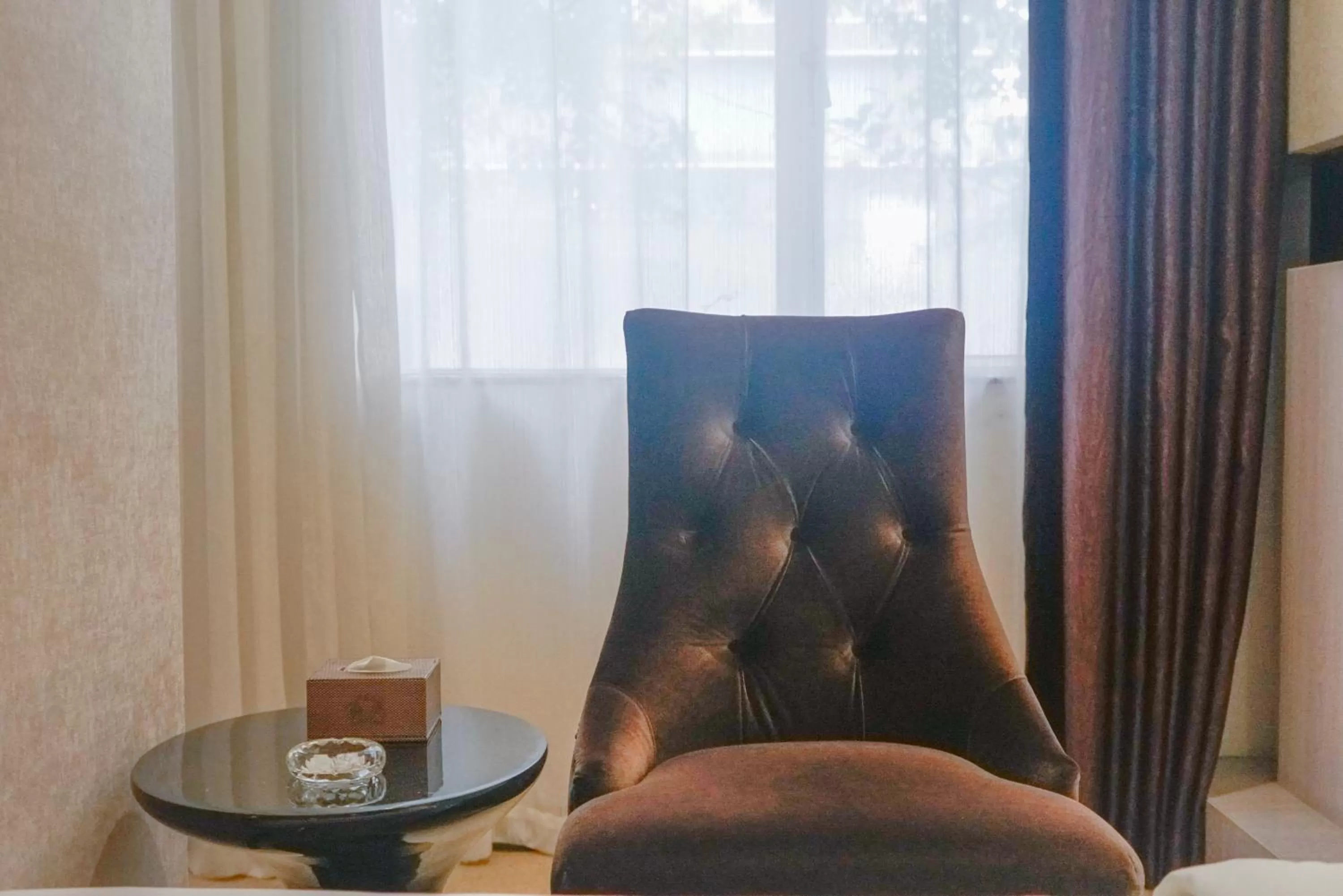 Seating area in Paco Hotel Tianhe Coach Terminal Metro Satation Guangzhou-Free Shuttle Bus for Canton Fair