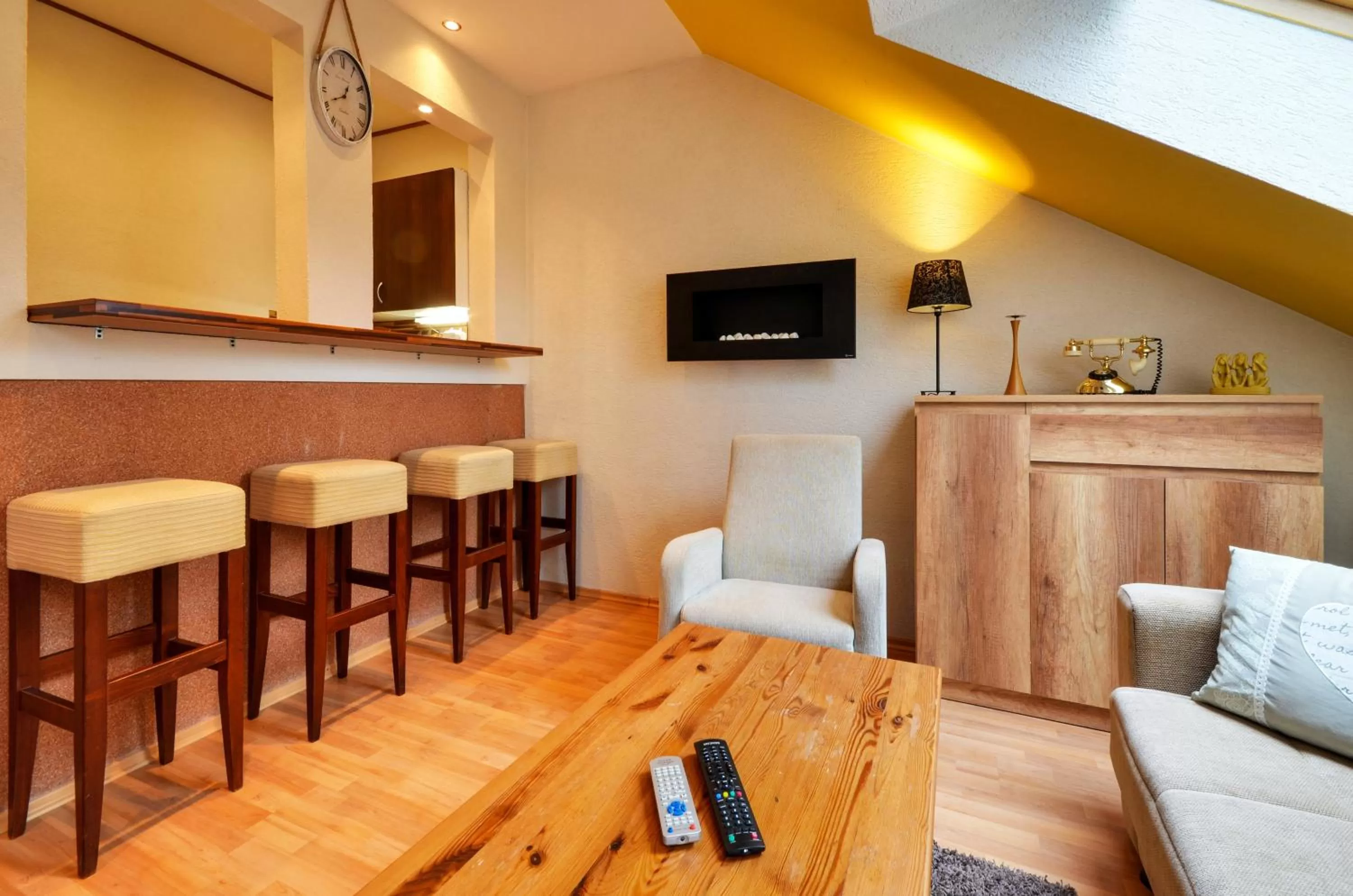 Living room, Lounge/Bar in Spa & Pool Apartment Hotel - Restaurant VILLA IVICA