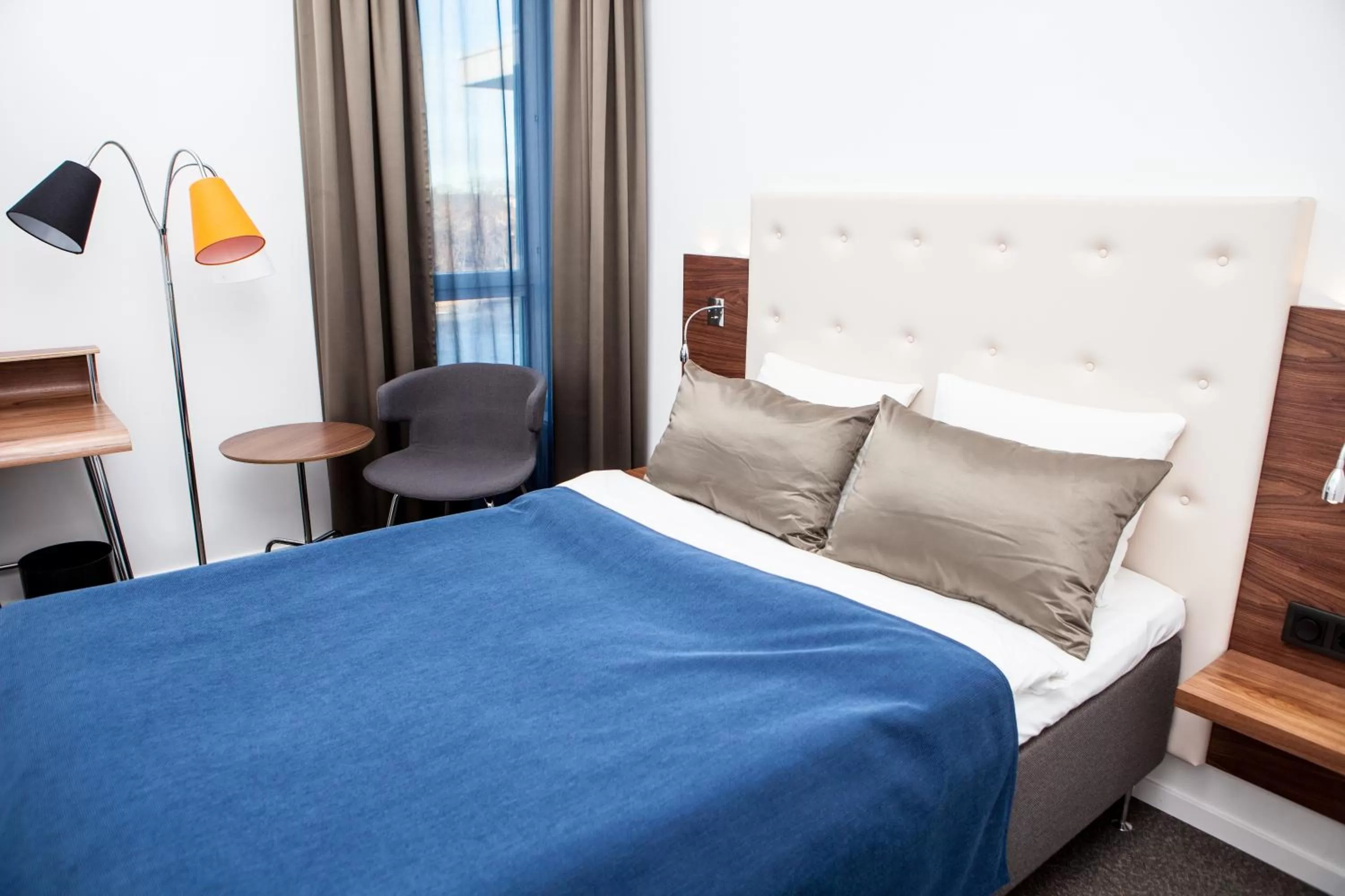 Bed in Best Western Hotel River C