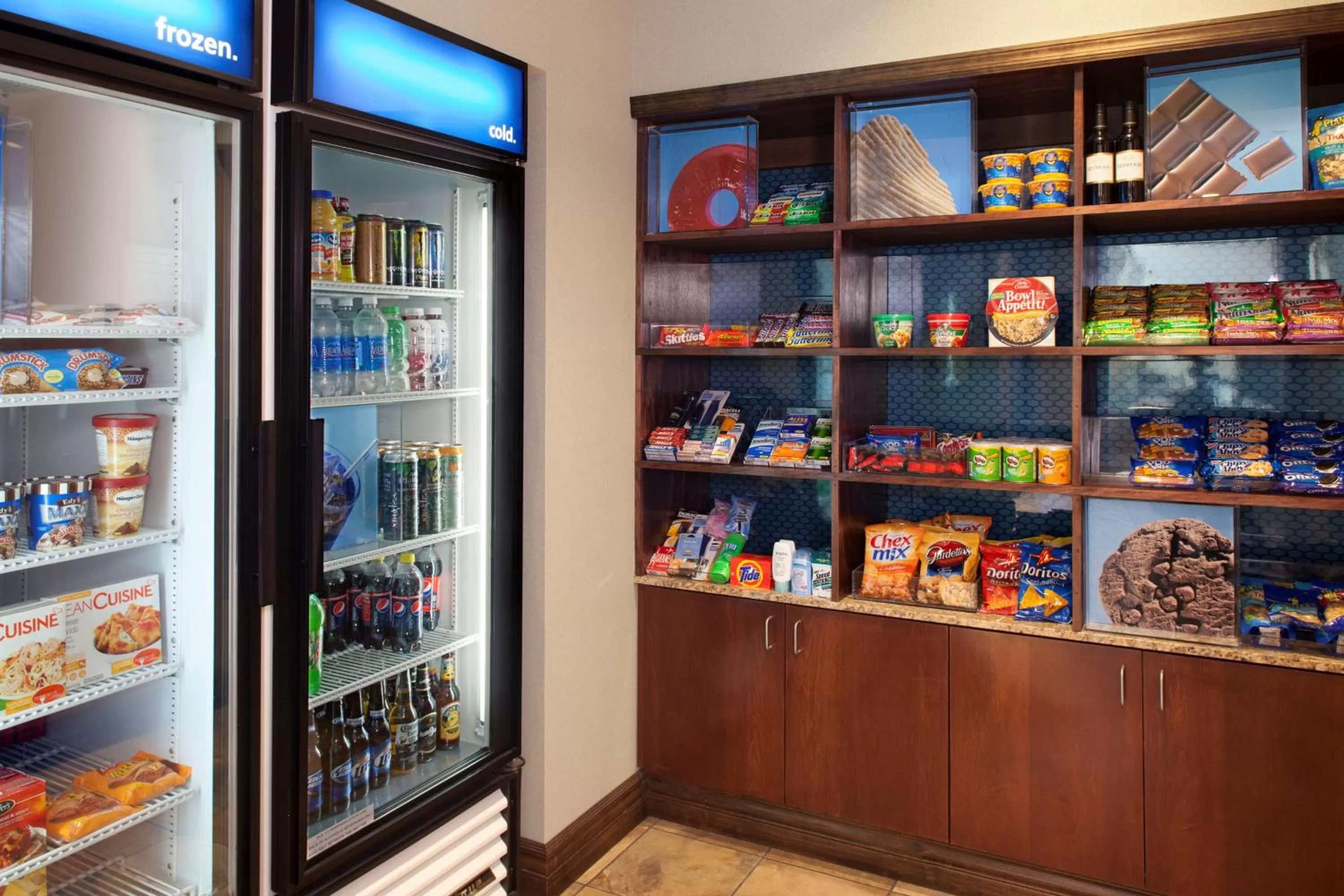 Restaurant/places to eat in Hampton Inn and Suites - Lincoln Northeast