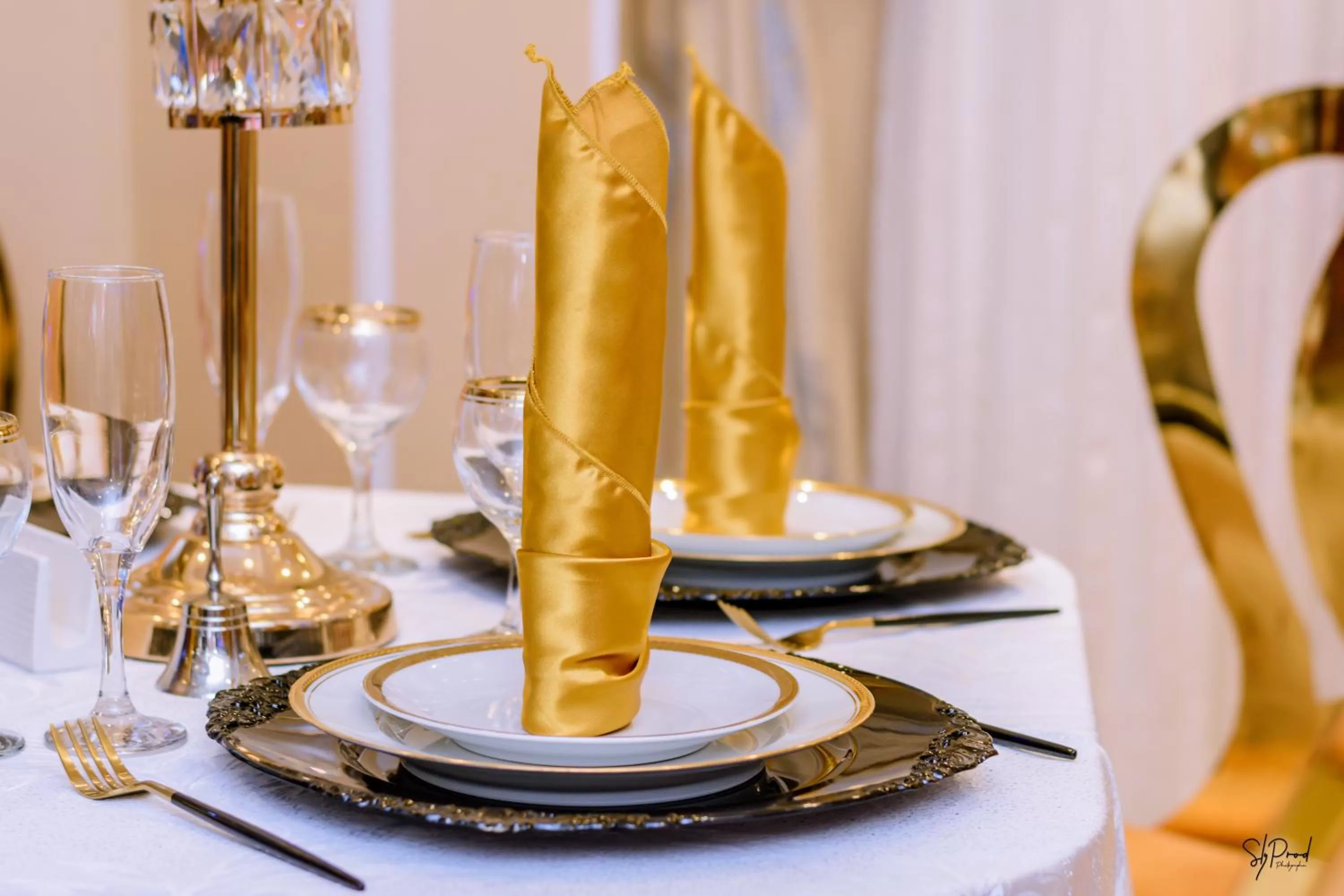 Restaurant/places to eat in Hôtel La Principauté Douala Bonapriso