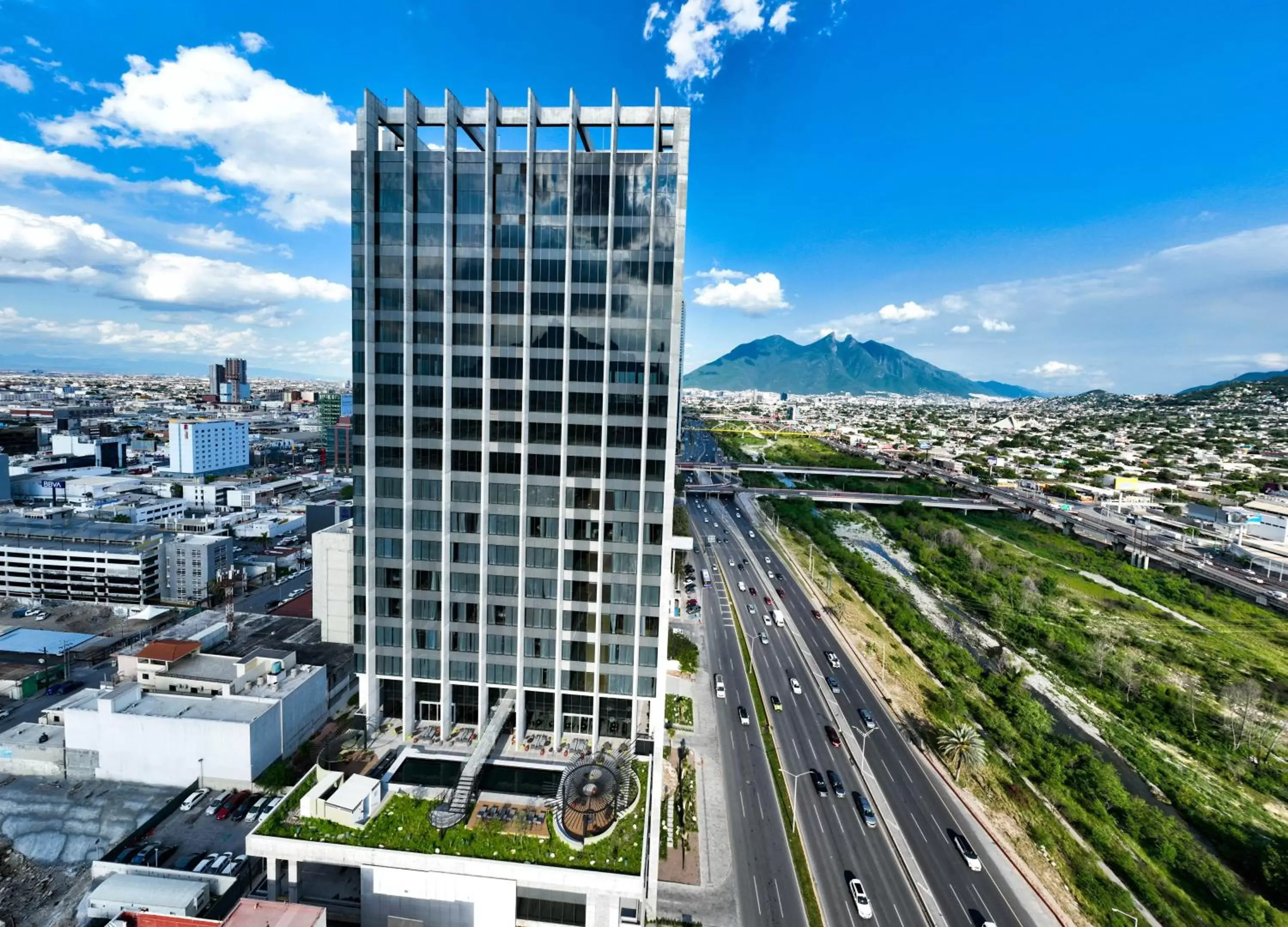 Property building in Galeria Plaza Monterrey