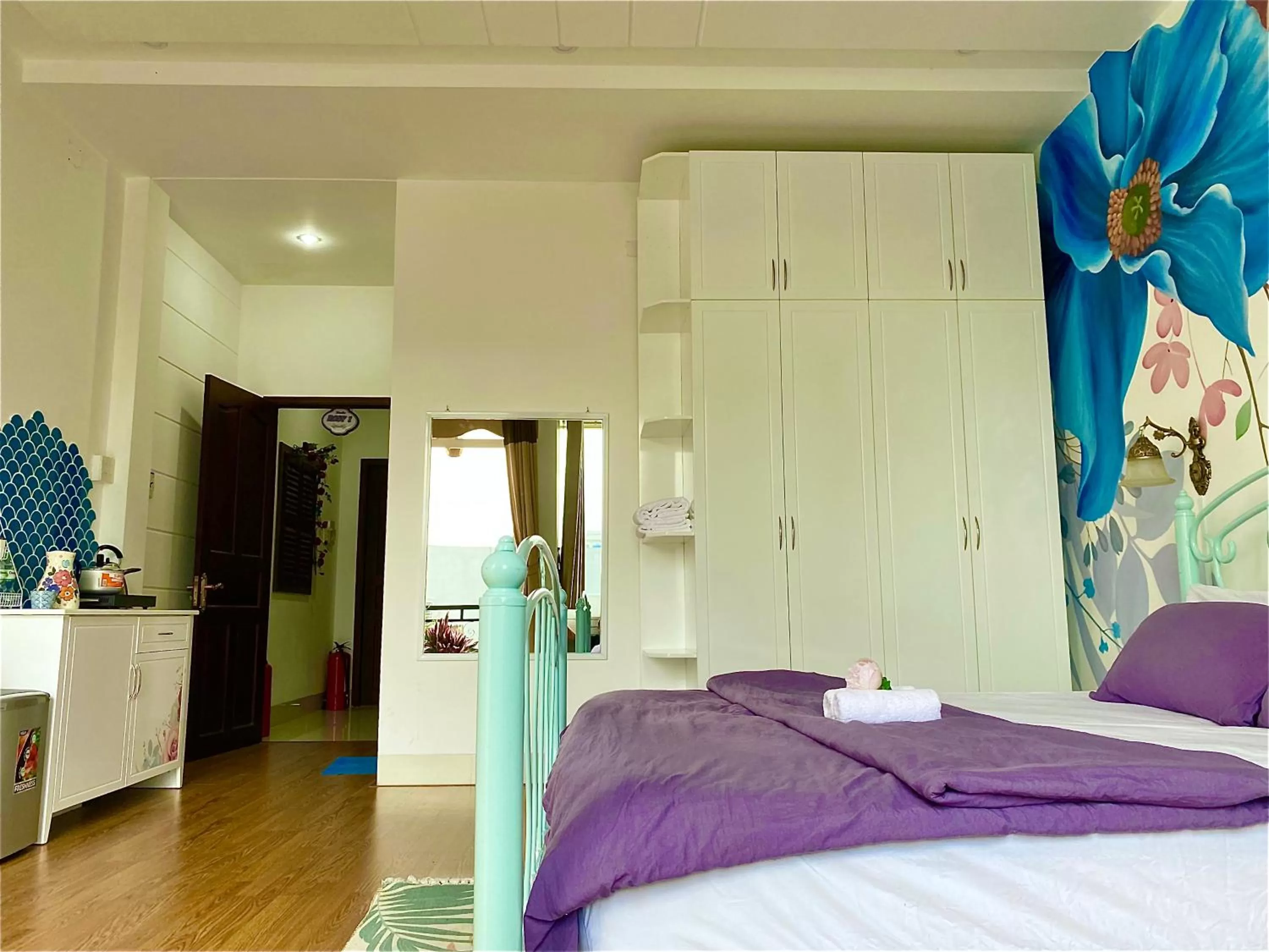 Emerald Boutique Stay 2