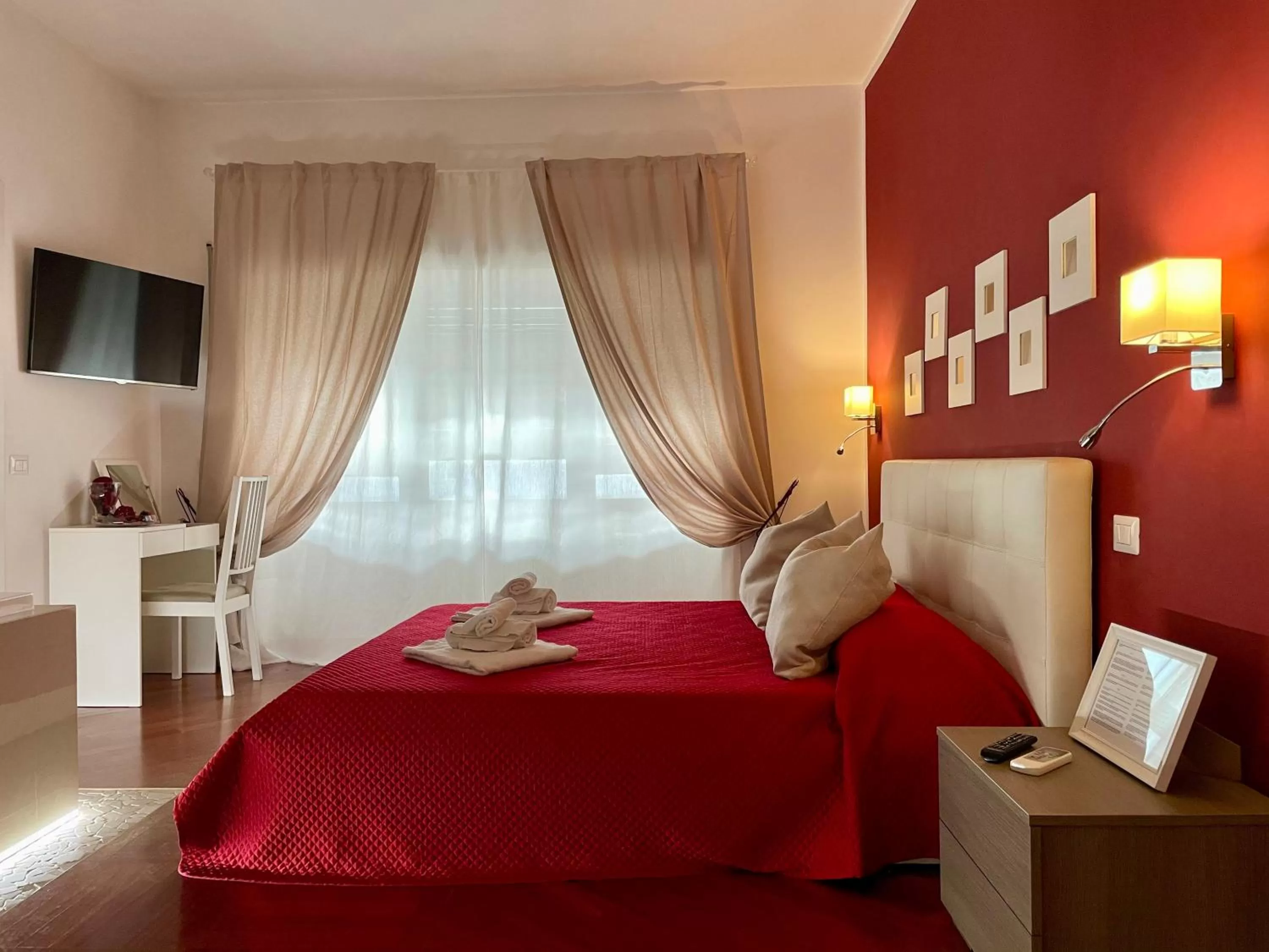 Bed in Le Coq Suites