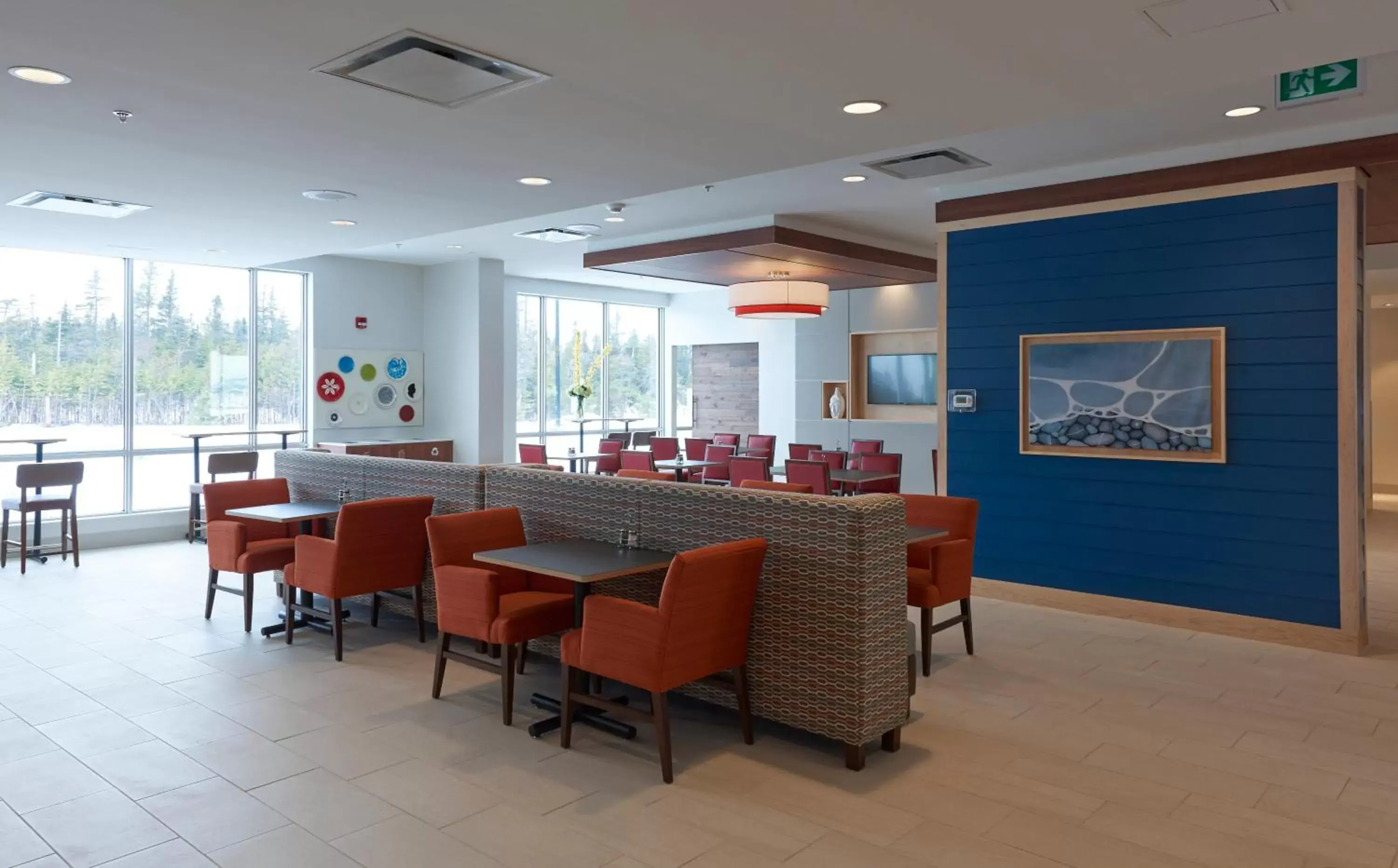Breakfast, Restaurant/Places to Eat in Holiday Inn Express & Suites St. John's Airport, an IHG Hotel