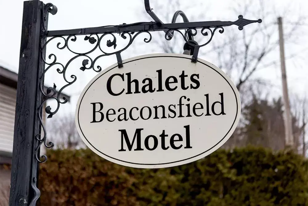 Property Logo/Sign in Chalet Beaconsfield Motel