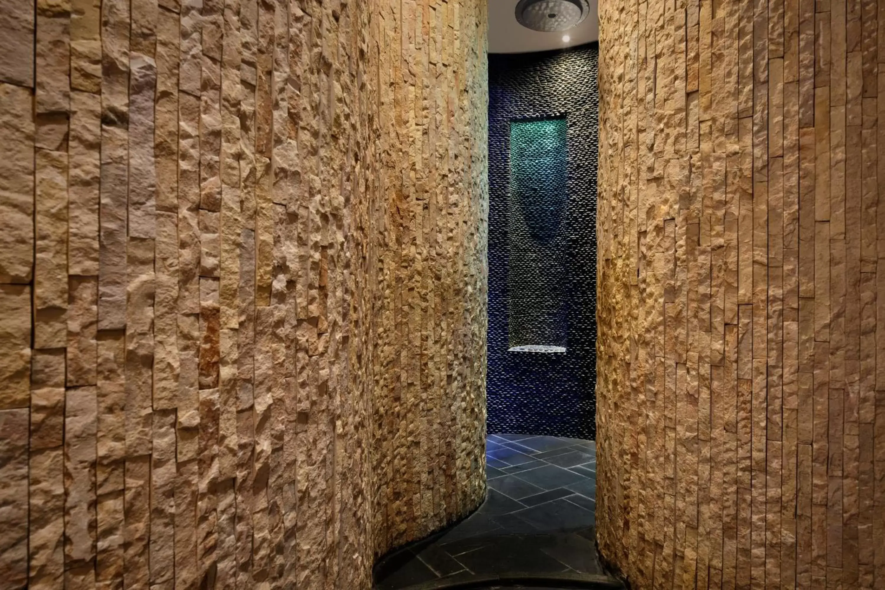 Bathroom in The Ritz-Carlton Ras Al Khaimah, Al Wadi Desert