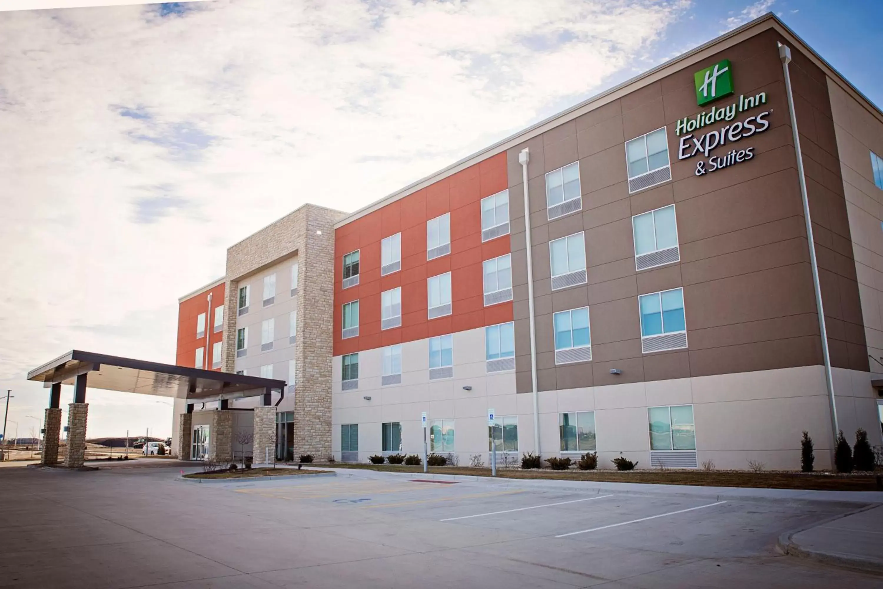 Property Building in Holiday Inn Express & Suites - Rantoul, an IHG Hotel
