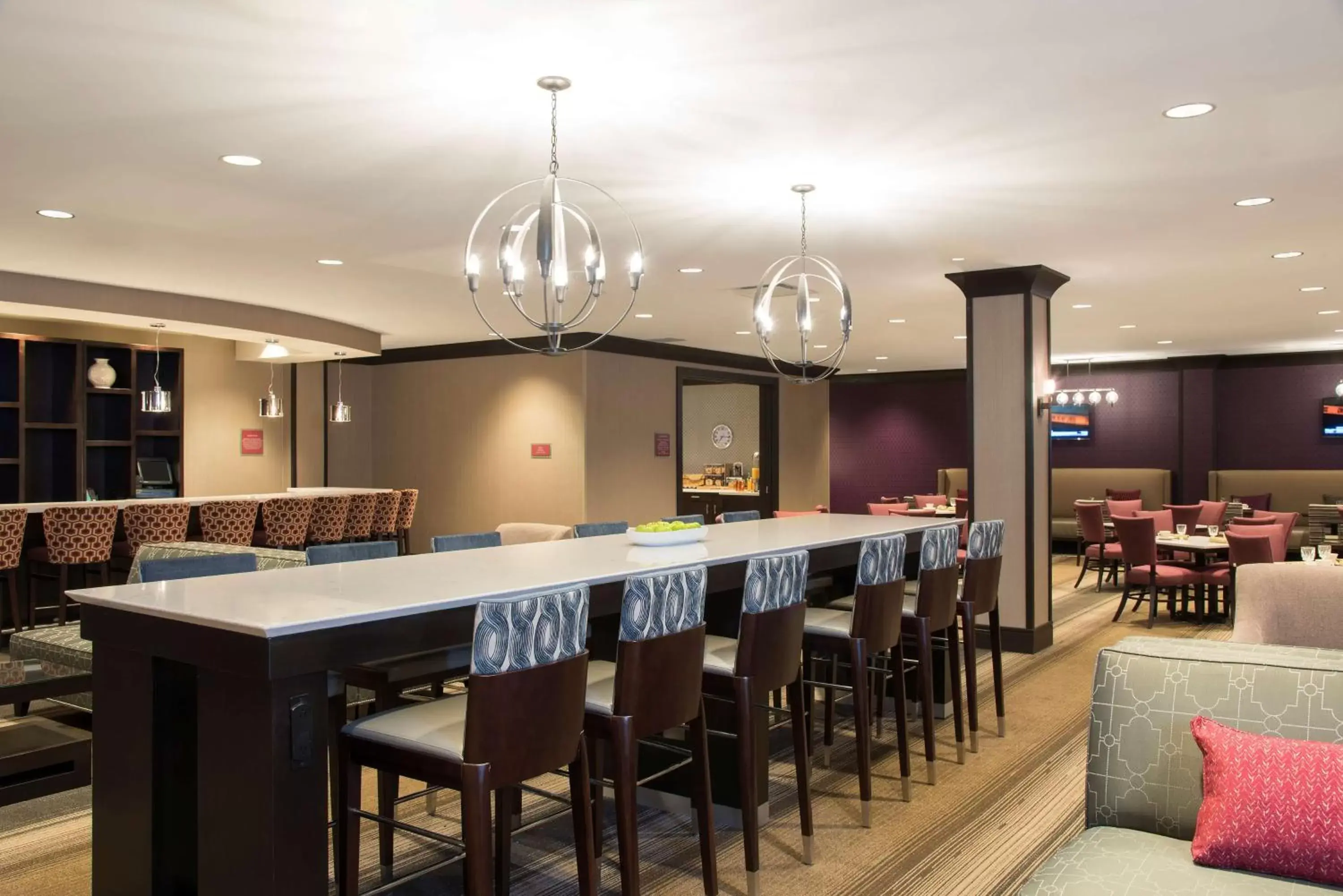 Dining area, Restaurant/Places to Eat in DoubleTree by Hilton Schenectady