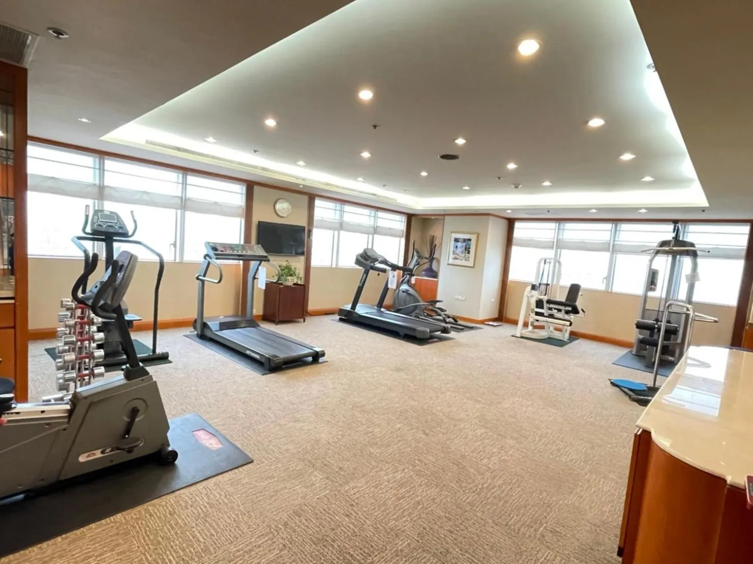 Fitness centre/facilities in Le Midi Hotel Jungli