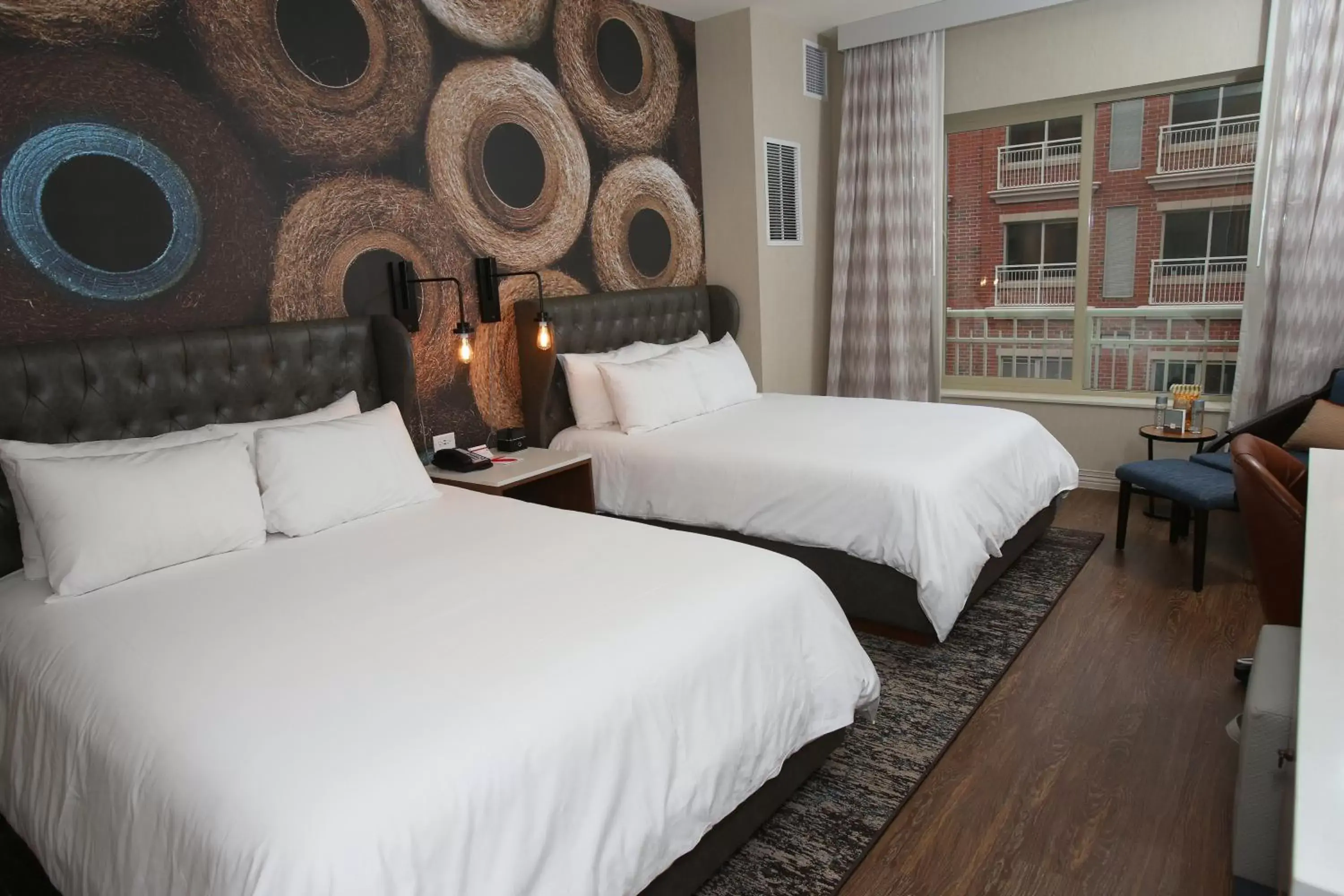 Photo of the whole room, Bed in Hotel Indigo Naperville Riverwalk, an IHG Hotel