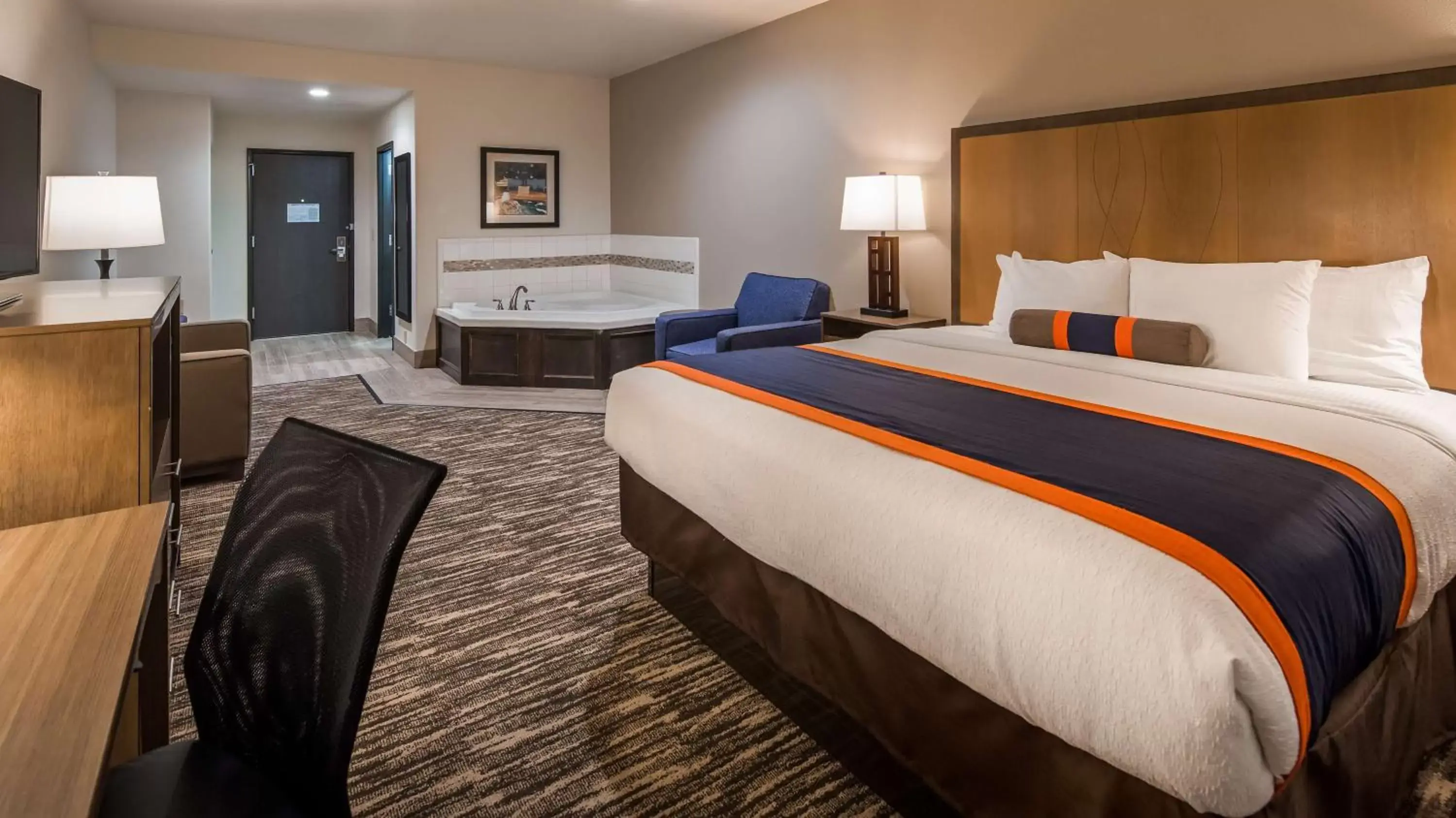 Photo of the whole room, Bed in Best Western Plus Ardmore Inn & Suites Photo of the whole room, Bed in Best Western Plus Ardmore Inn & Suites
