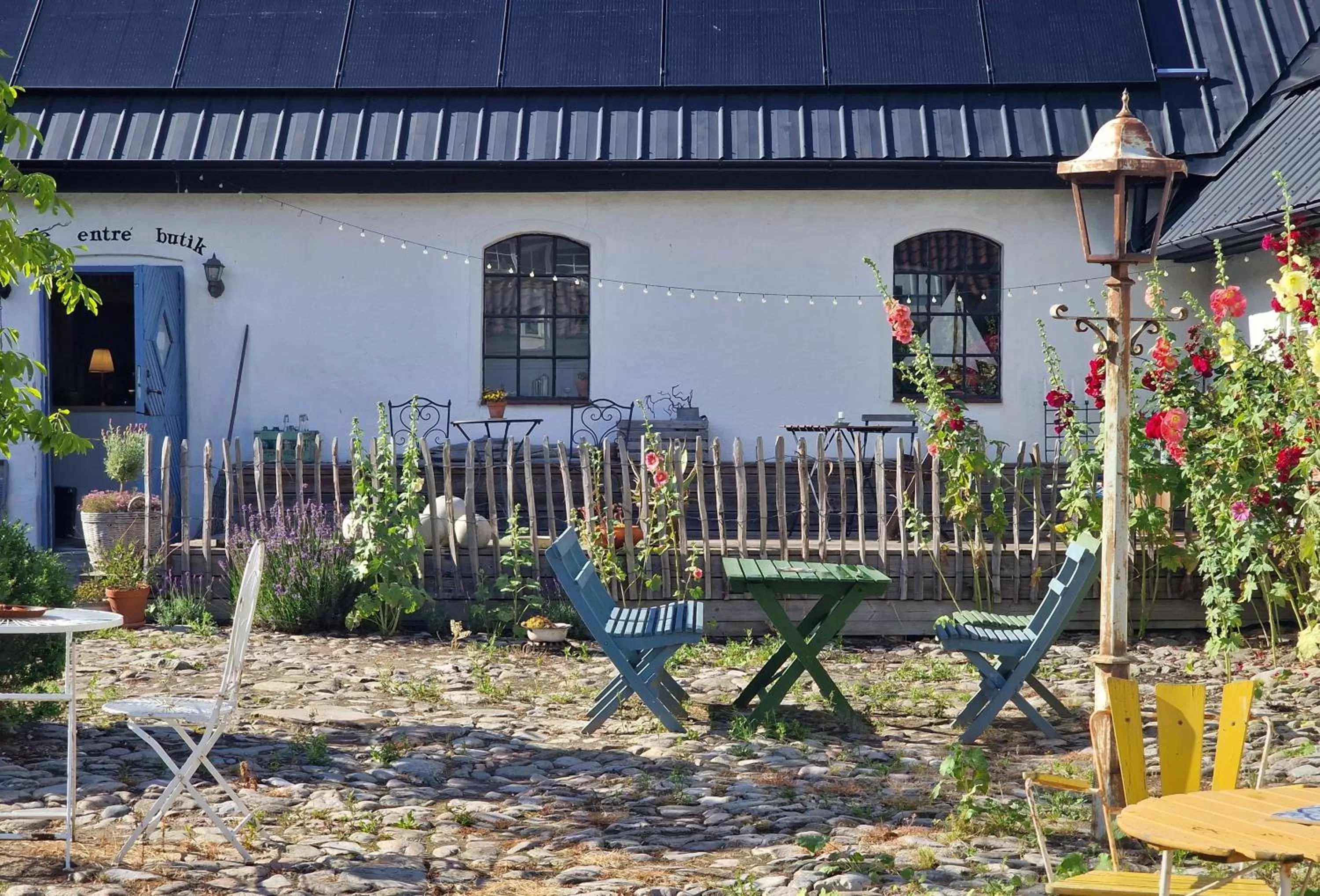 Property building in Sköllengården