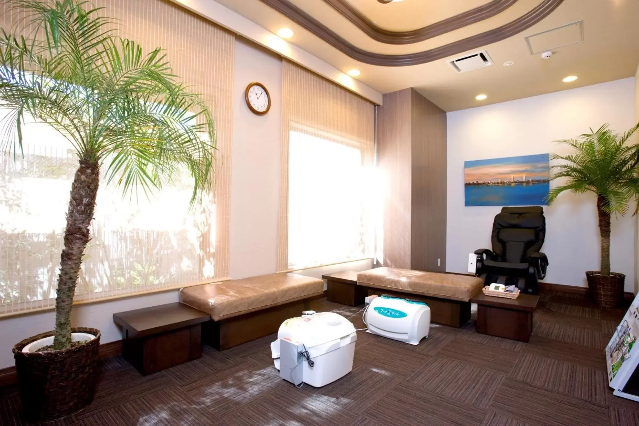 Spa and wellness centre/facilities, Seating Area in Hotel Route-Inn Nobeoka Ekimae