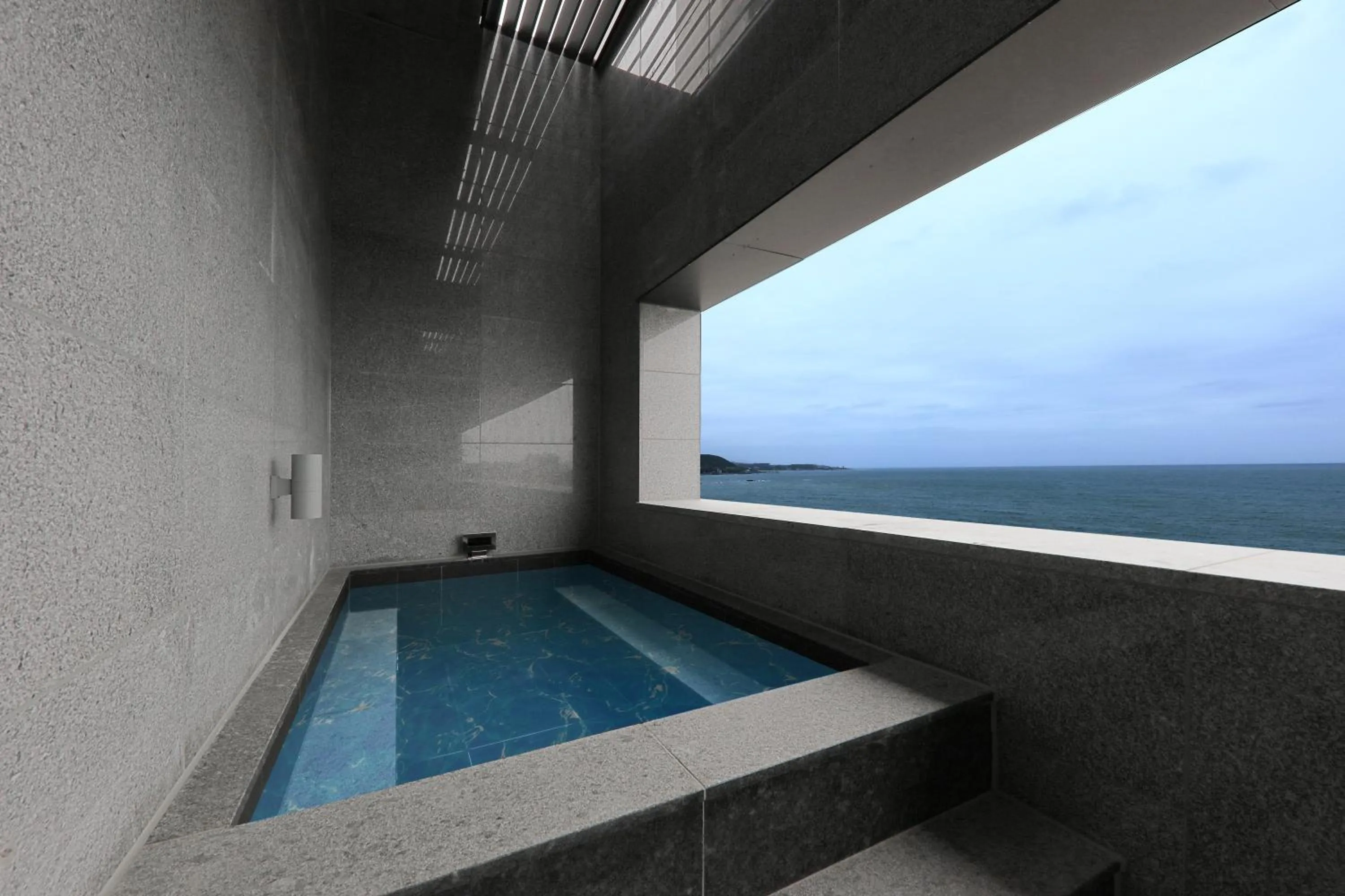 Sea view in Mercure Ambassador Ulsan