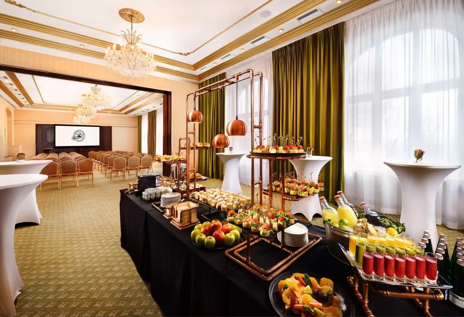 Business facilities in Grand Hotel Praha