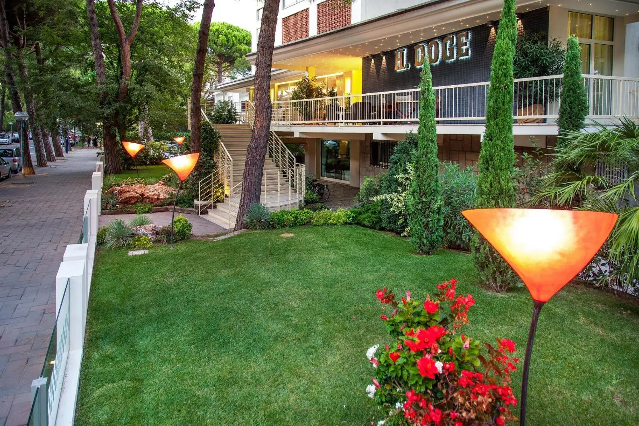 Facade/entrance, Garden in Hotel Doge