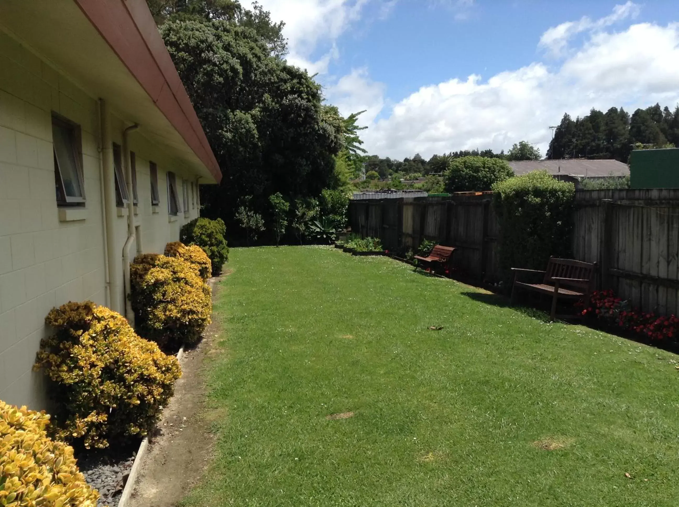 Patio, Property Building in Ocean Inn Motel