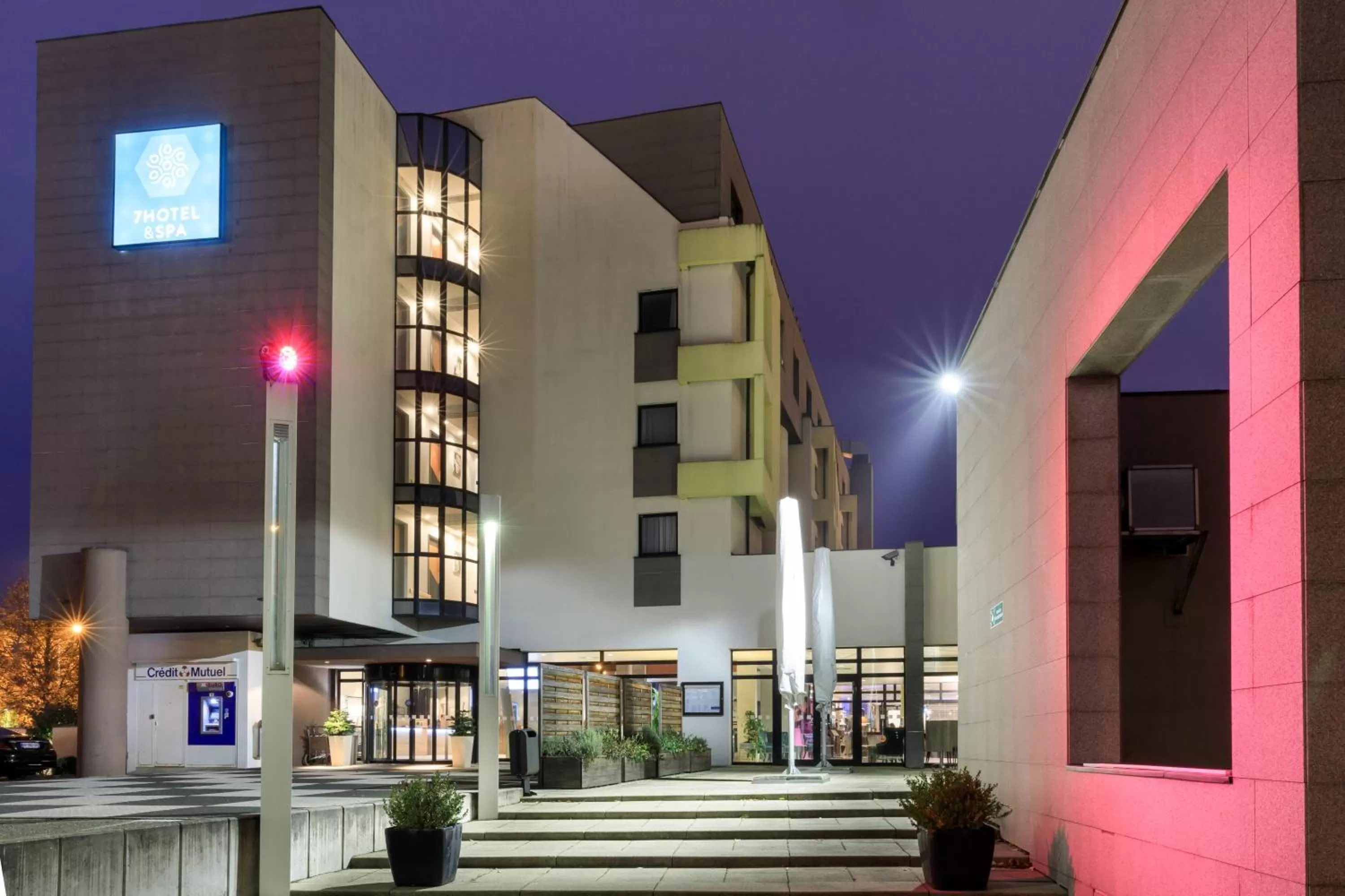 Property building in 7Hotel&Spa