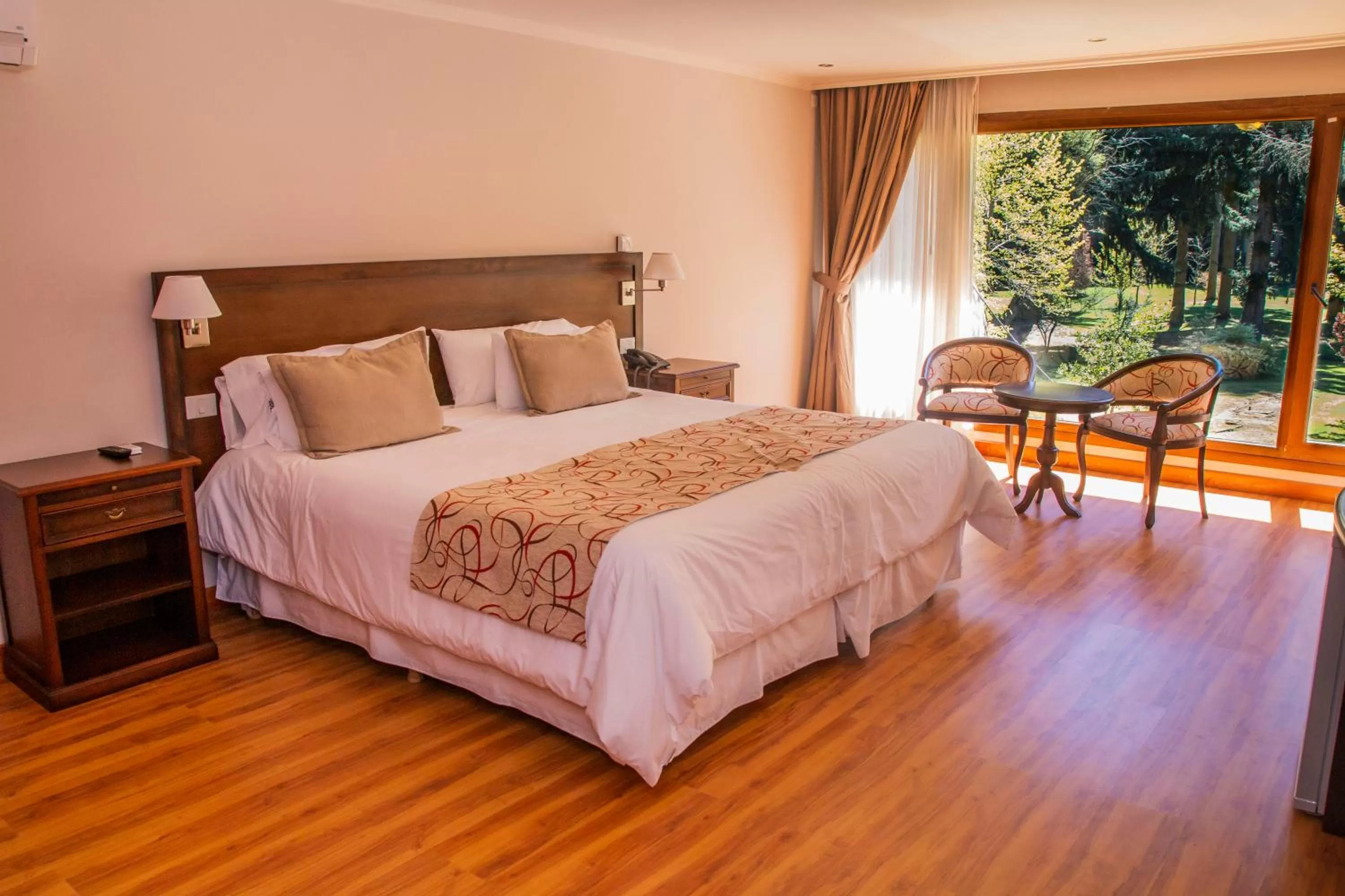 Photo of the whole room in Ruca Kuyen Golf & Resort