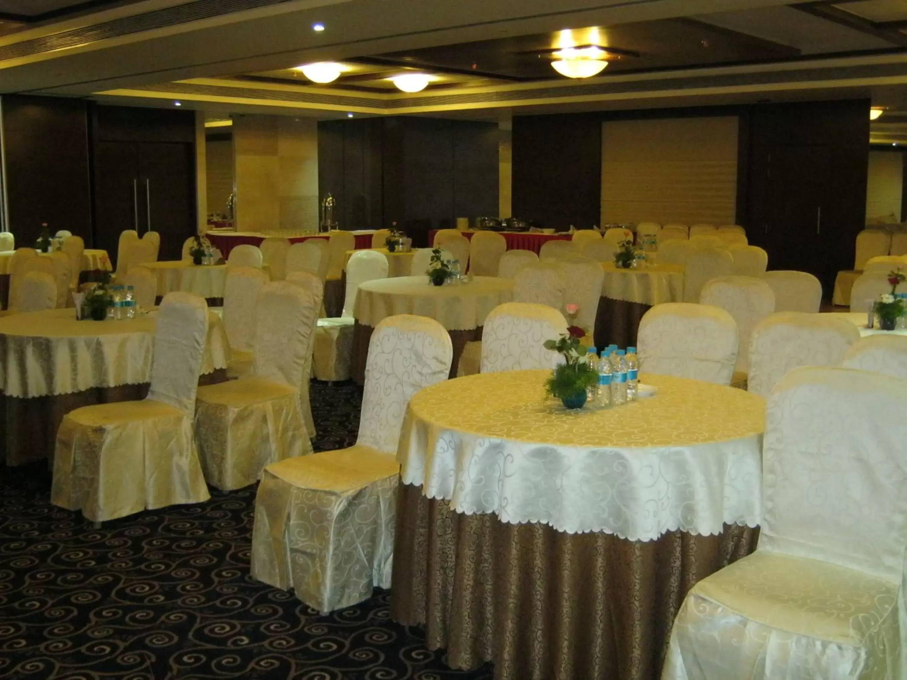 Banquet/Function facilities, Banquet Facilities in Ramee Grand Hotel and Spa, Pune