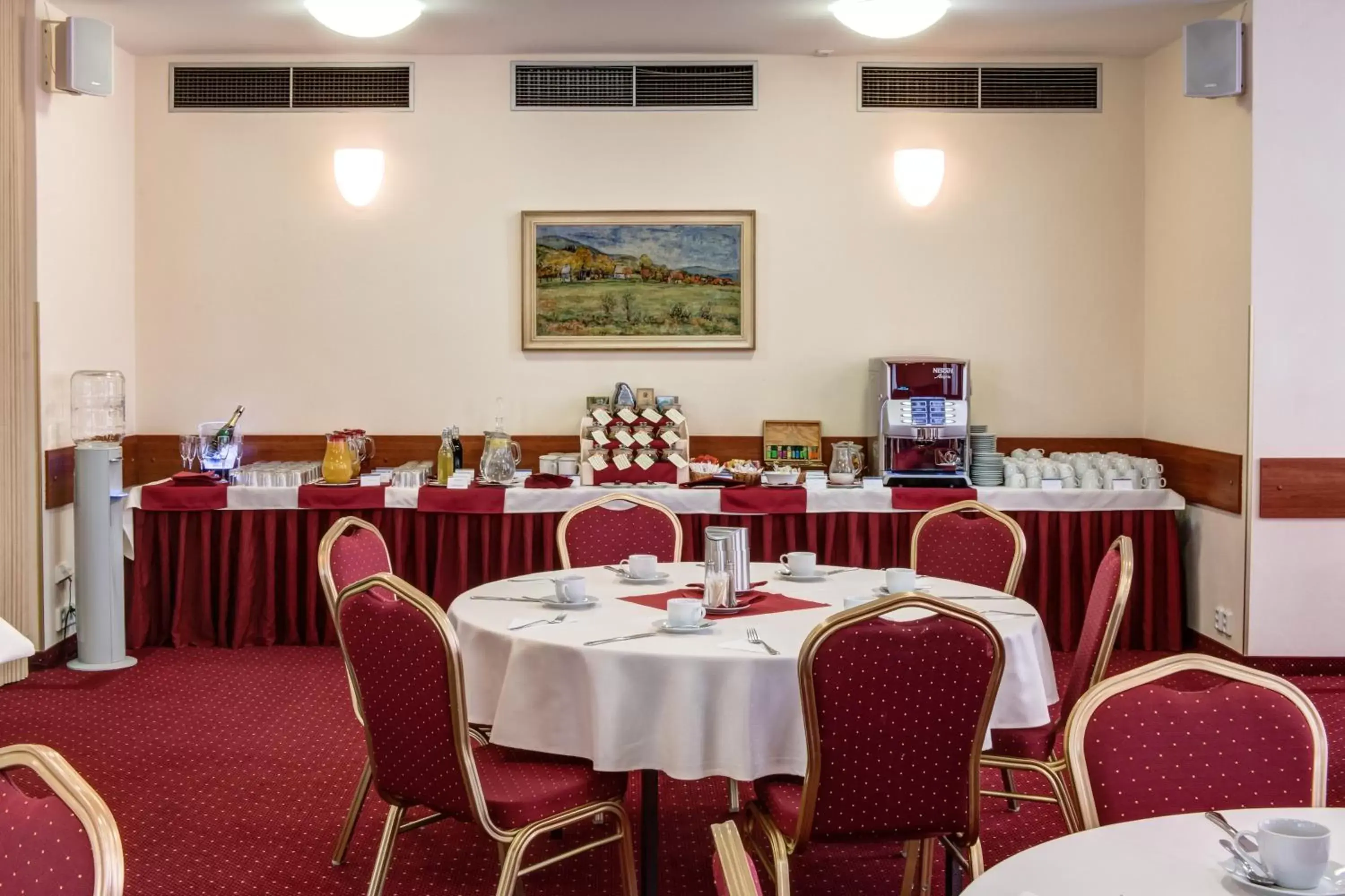 Banquet/Function facilities, Restaurant/Places to Eat in Best Western Hotel Vista
