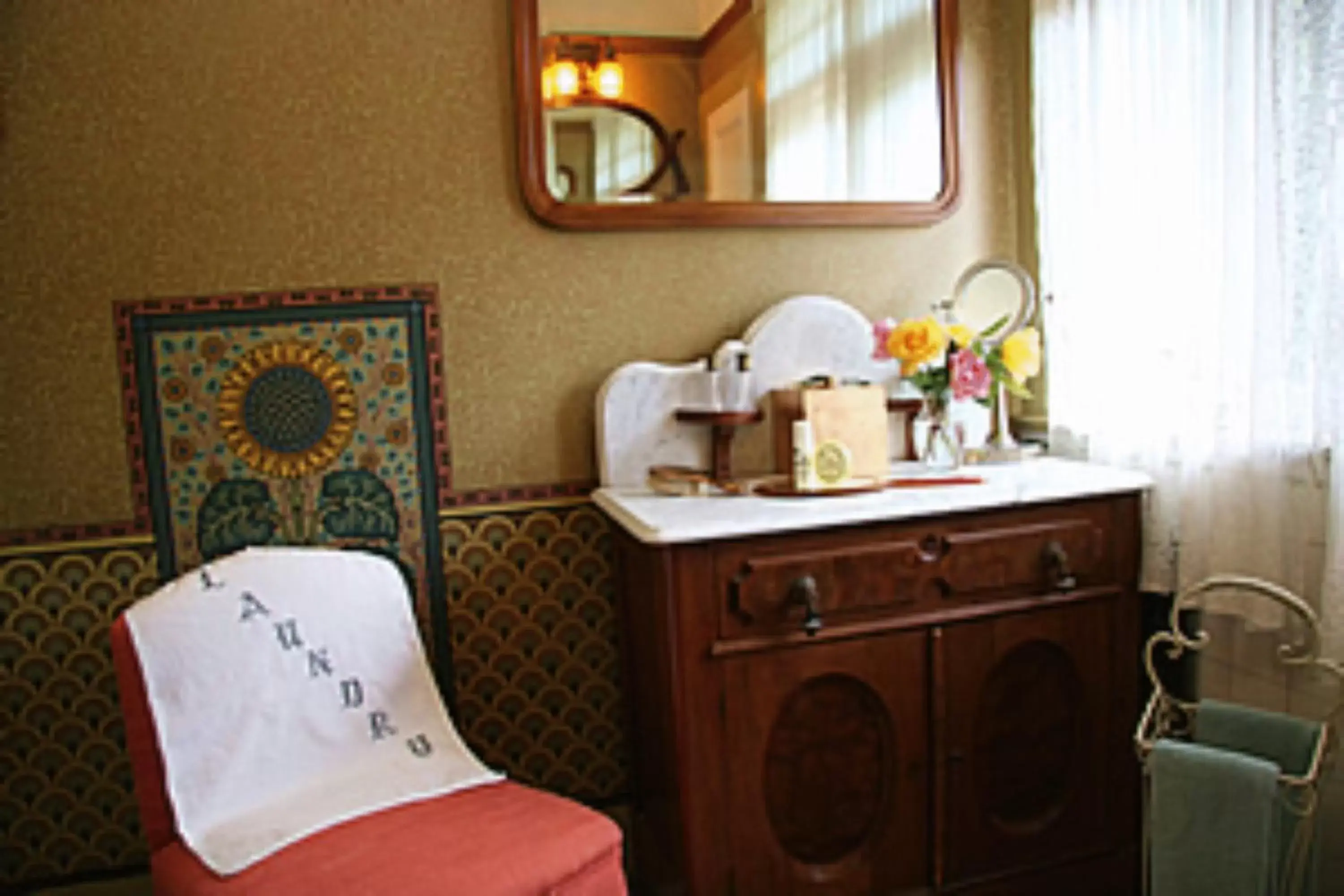 Bathroom in The Jabberwock Bed & Breakfast