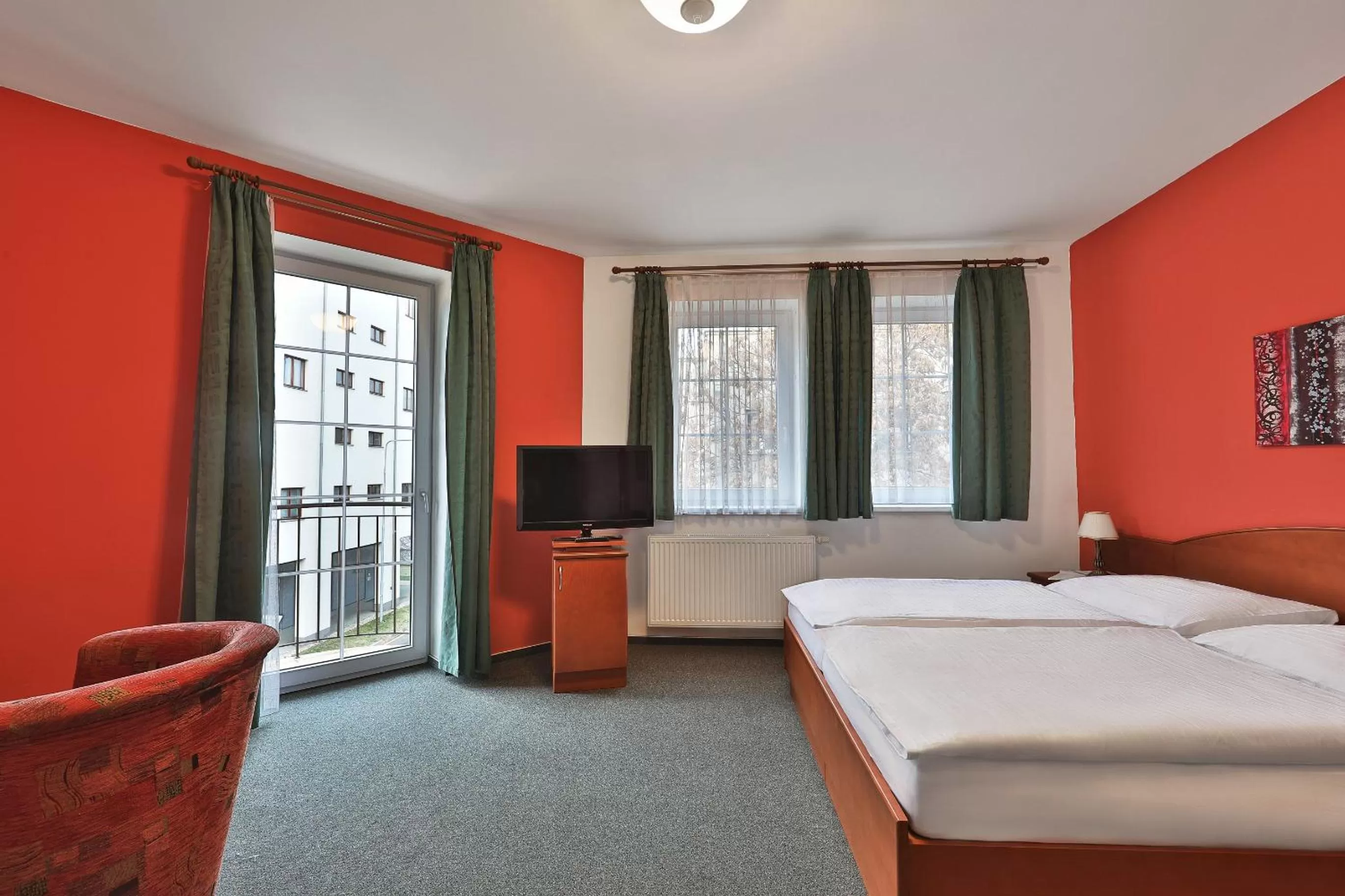 Bedroom, Bed in Attic Hotel