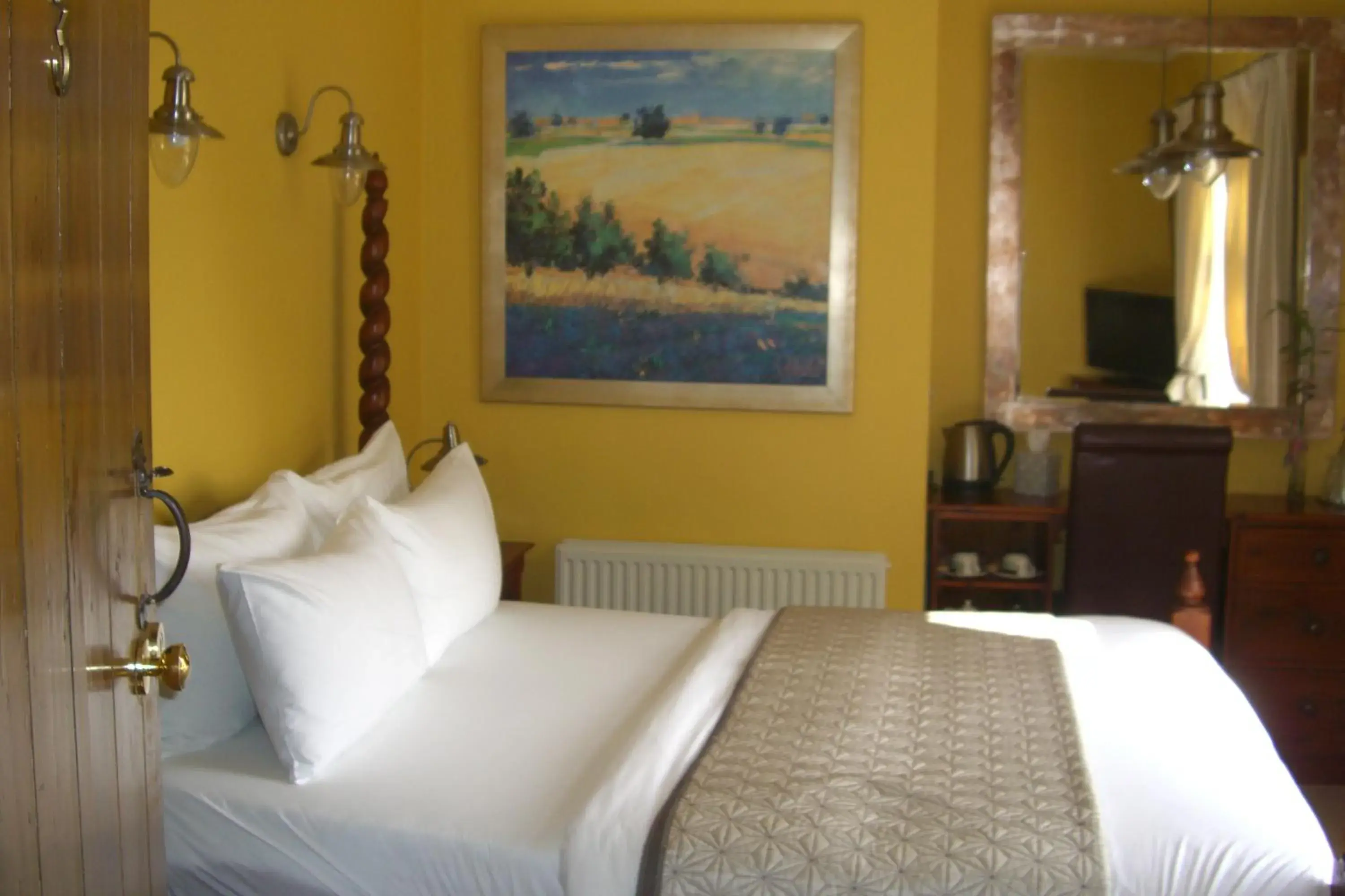 Decorative detail, Bed in Ash Farm Country House