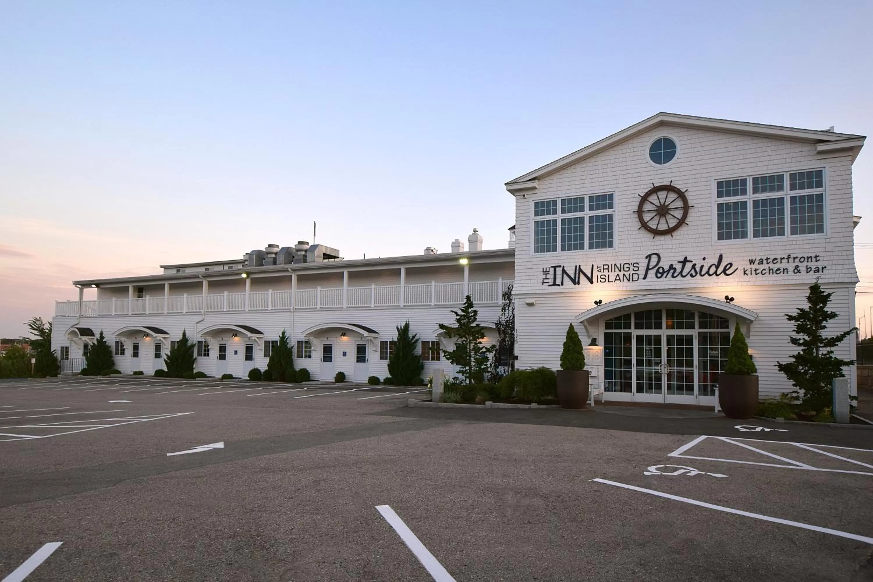Property Building in The Inn At Ring's Island