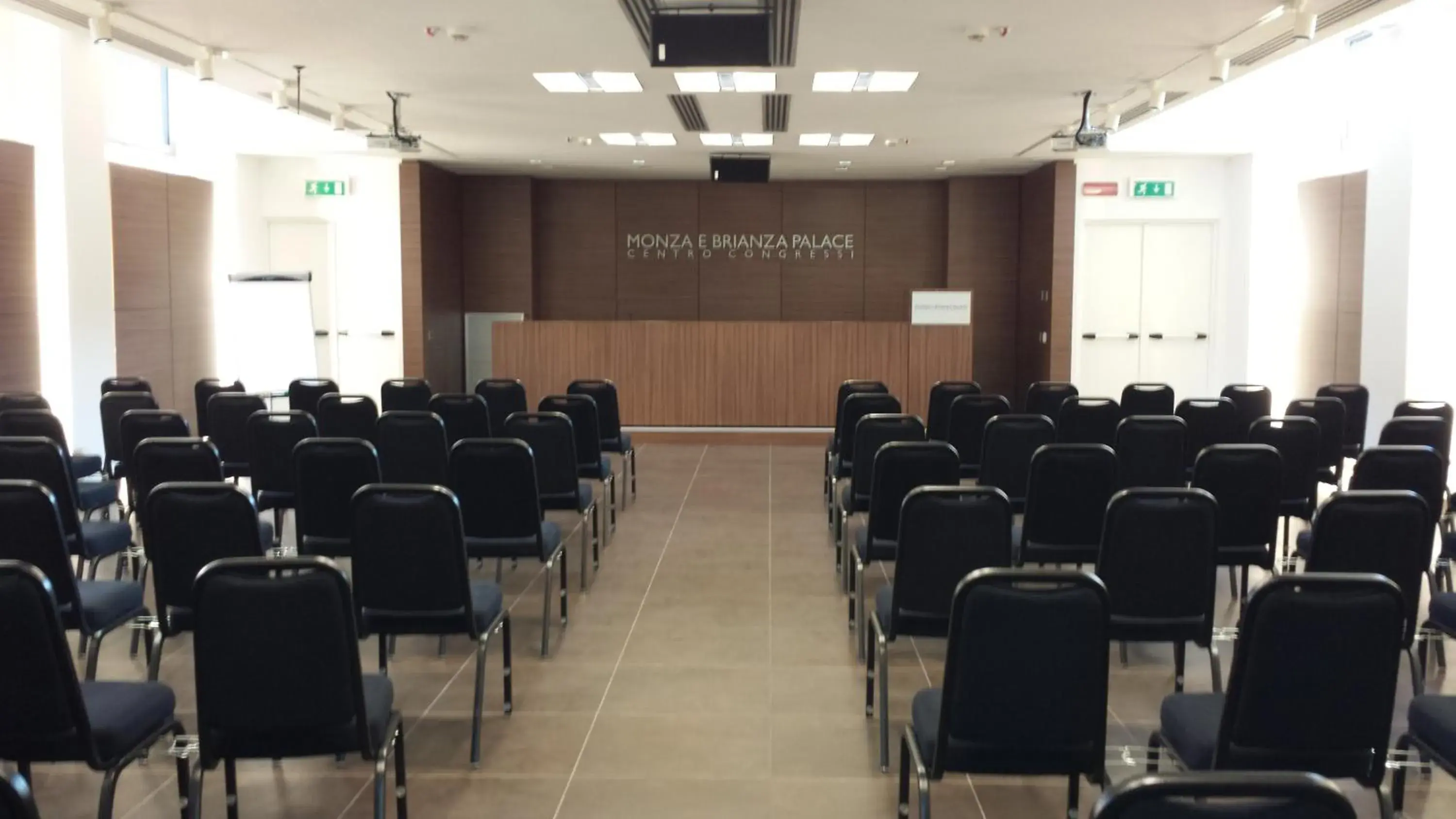 Business facilities in Best Western Premier Hotel Monza E Brianza Palace