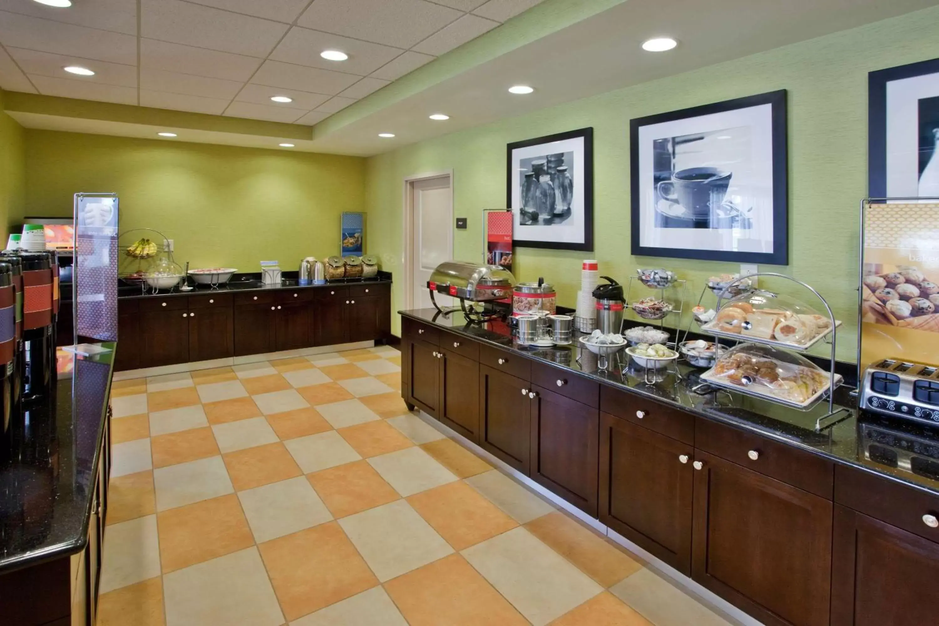 Dining area, Restaurant/Places to Eat in Hampton Inn Blytheville