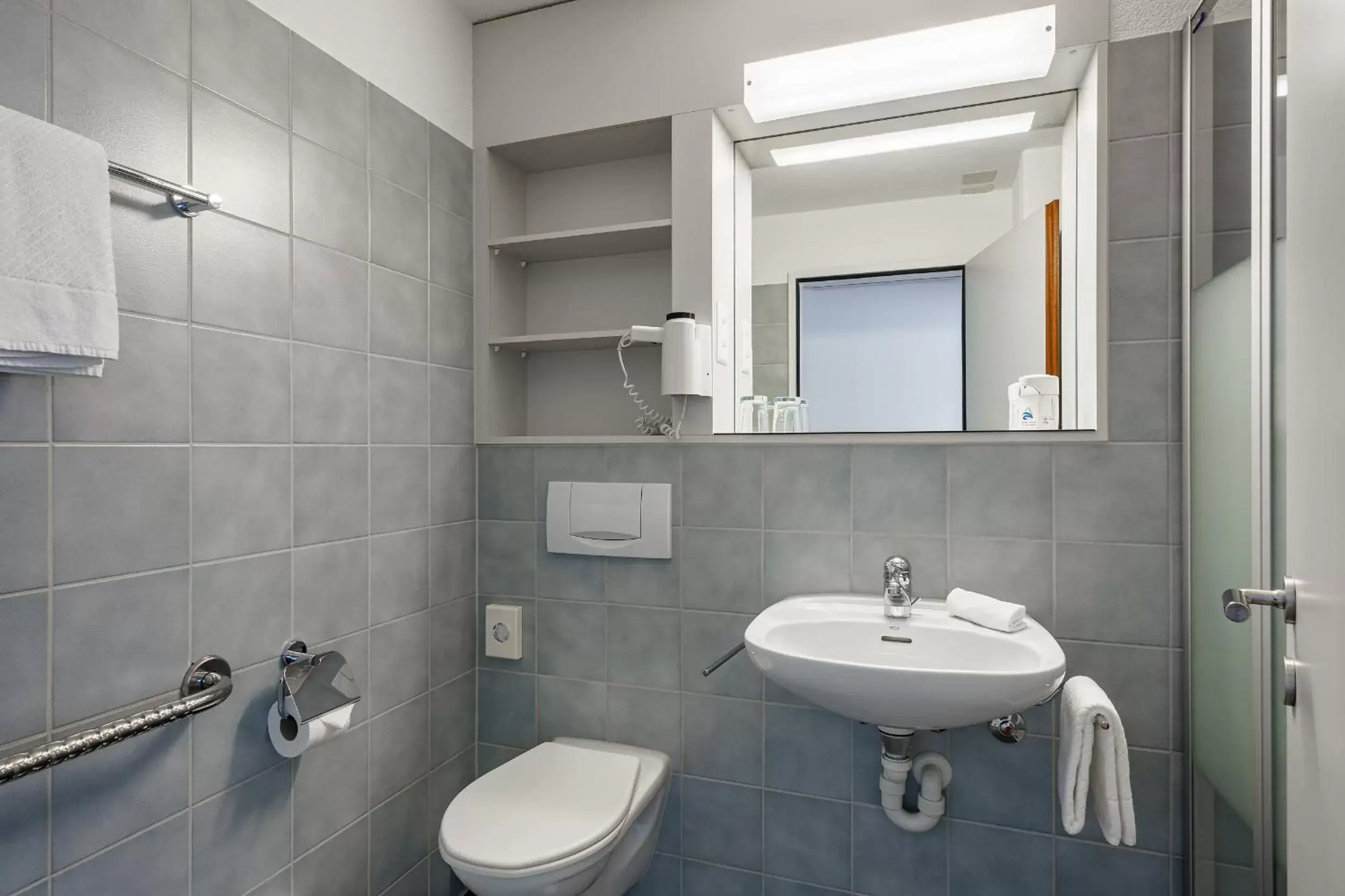 Bathroom in Hotel Artos Interlaken