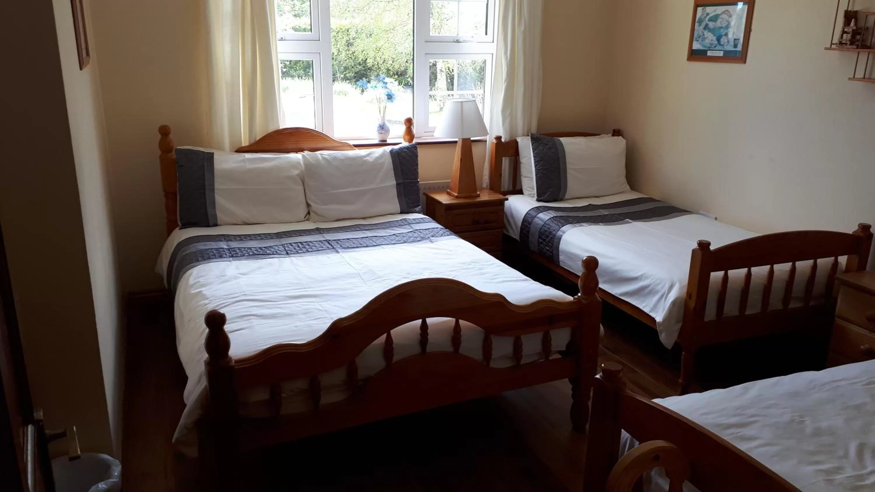 Bed in Birchdale House B&B