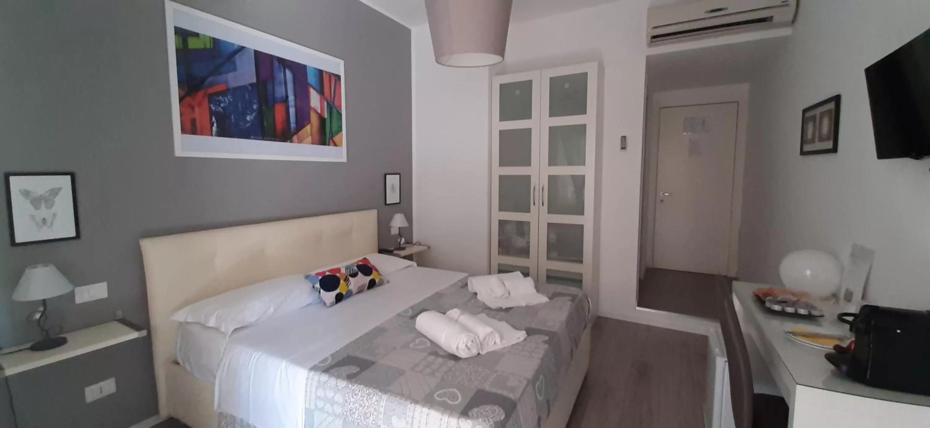 Bed in Domus Raffaello