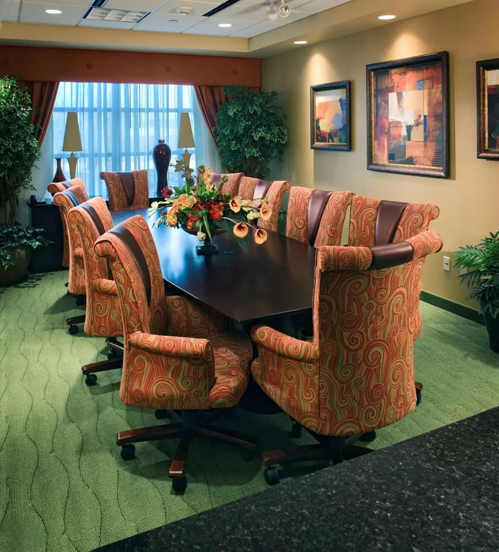 Meeting/conference room, Seating Area in Embassy Suites East Peoria Hotel and Riverfront Conference Center