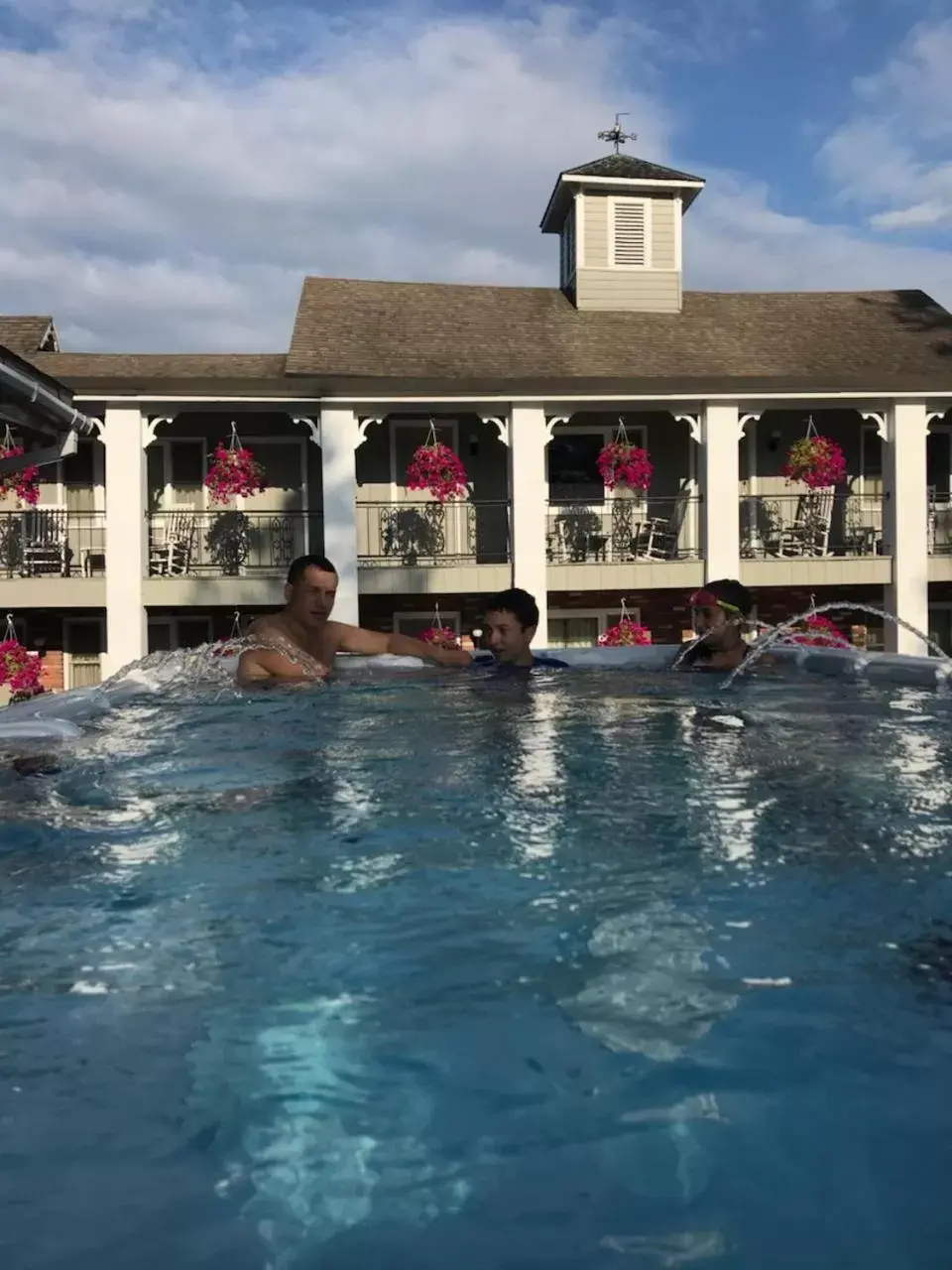 Swimming Pool in Stay Saratoga