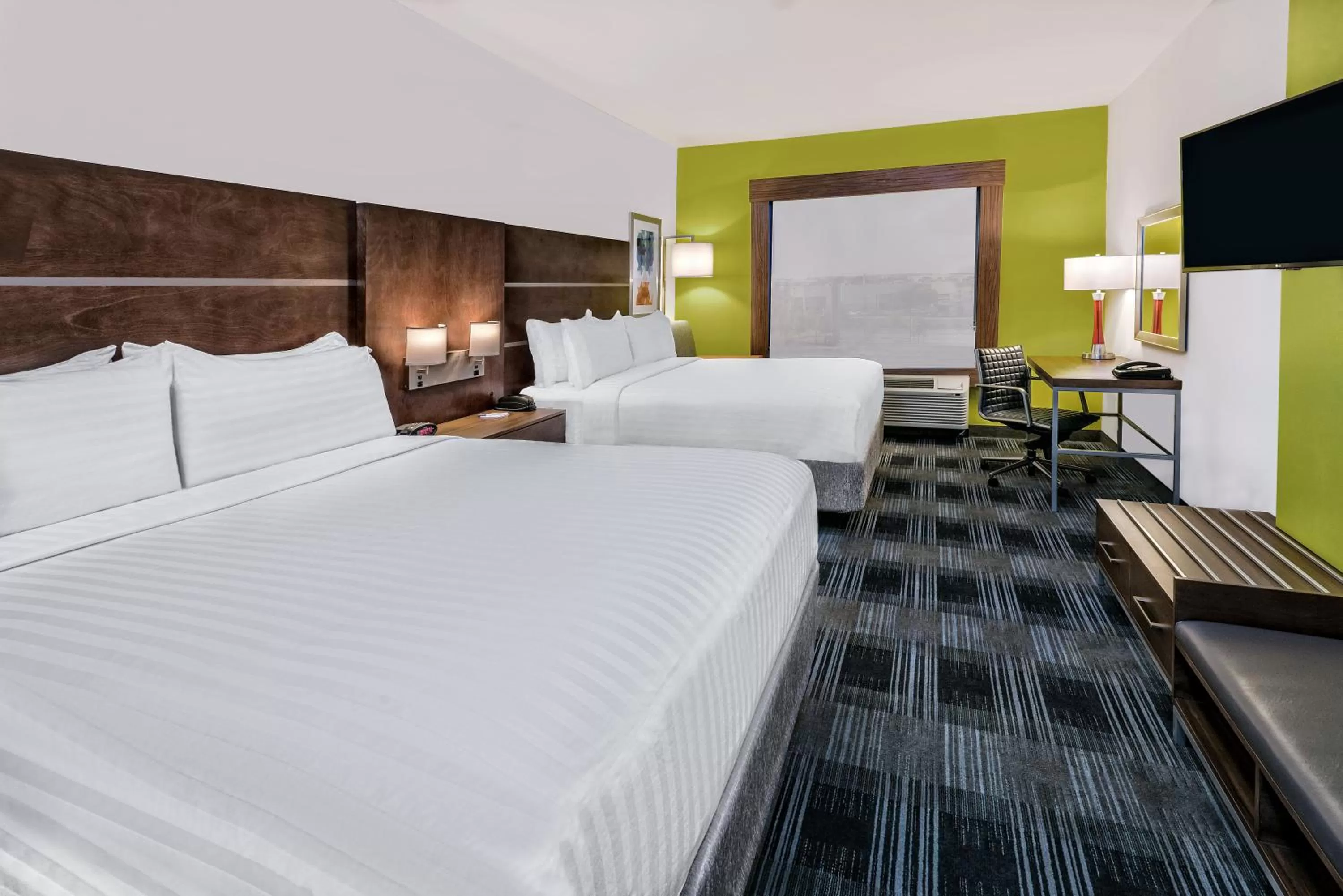 Photo of the whole room, Bed in Holiday Inn Express & Suites Round Rock - Austin N by IHG