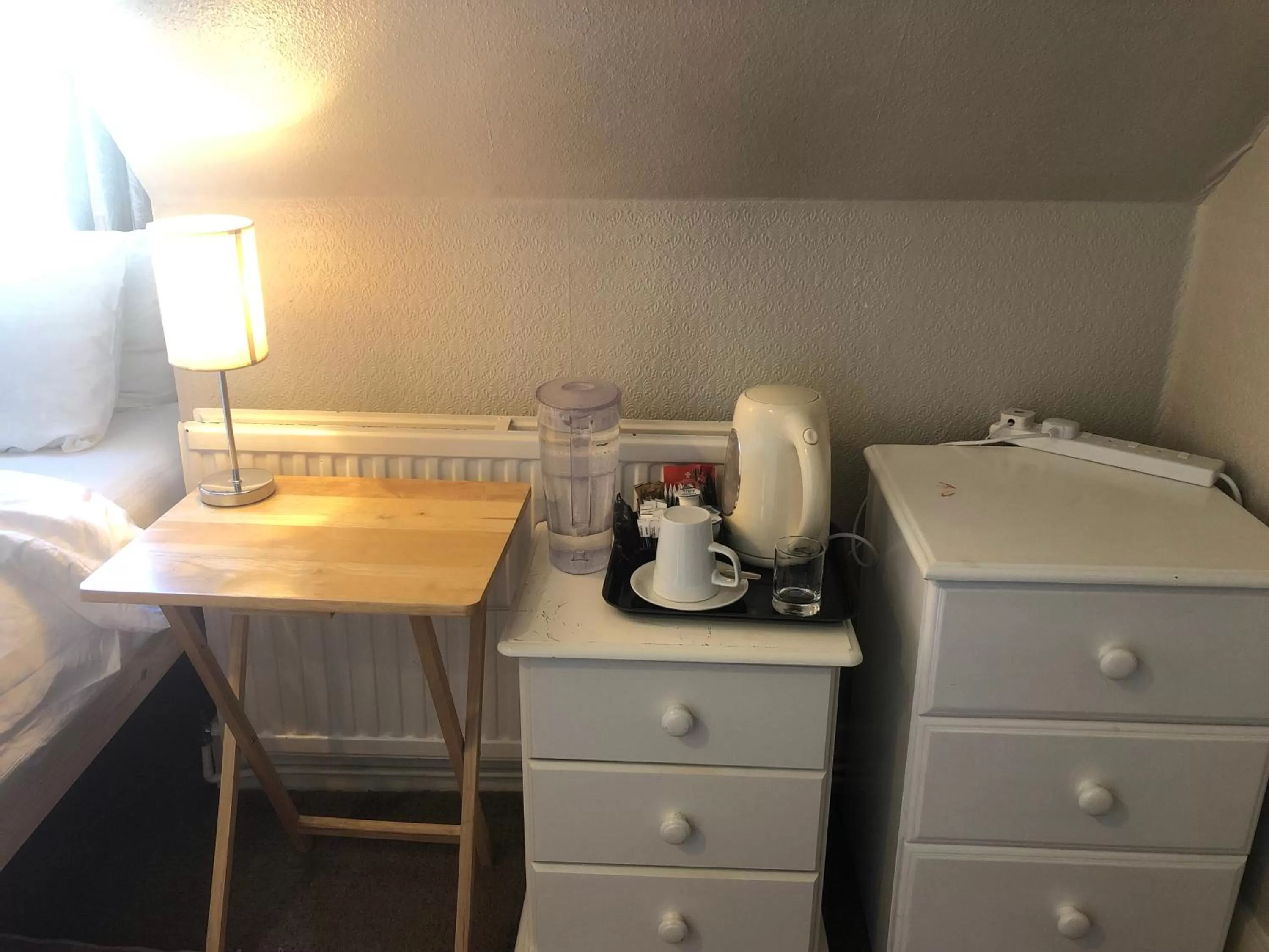 Coffee/tea facilities in Carena House