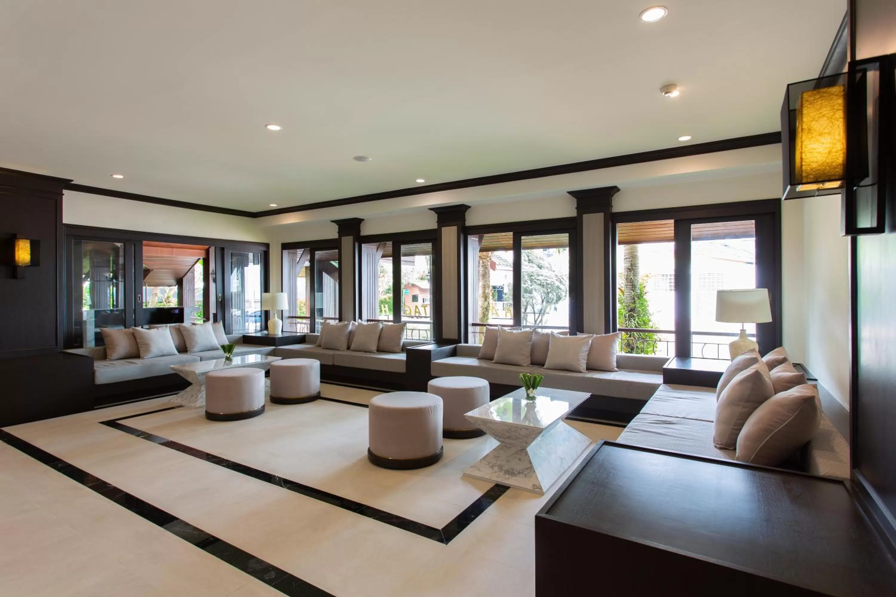 Living room in Krabi Heritage Hotel