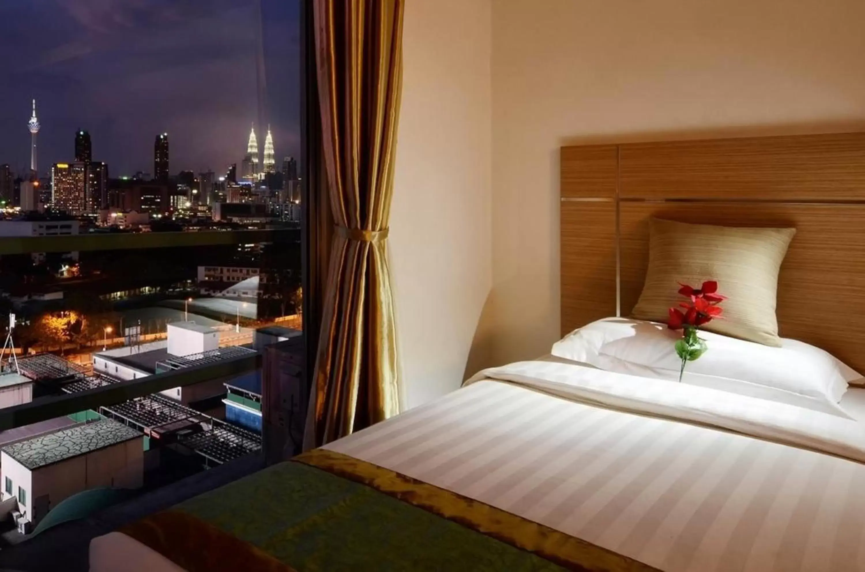 View (from property/room), Bed in One-Stop Residence & Hotel