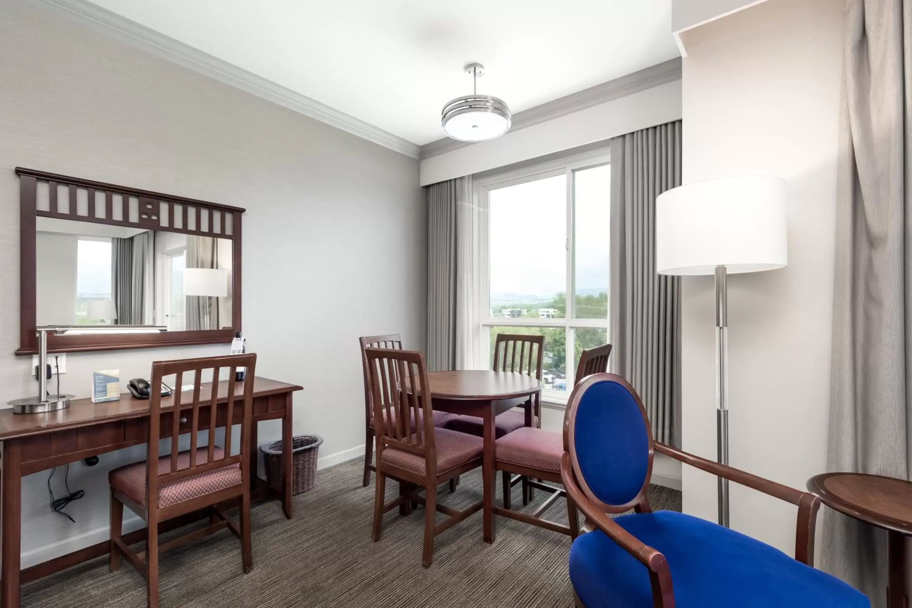 Living room in Manteo at Eldorado Resort Living room in Manteo at Eldorado Resort