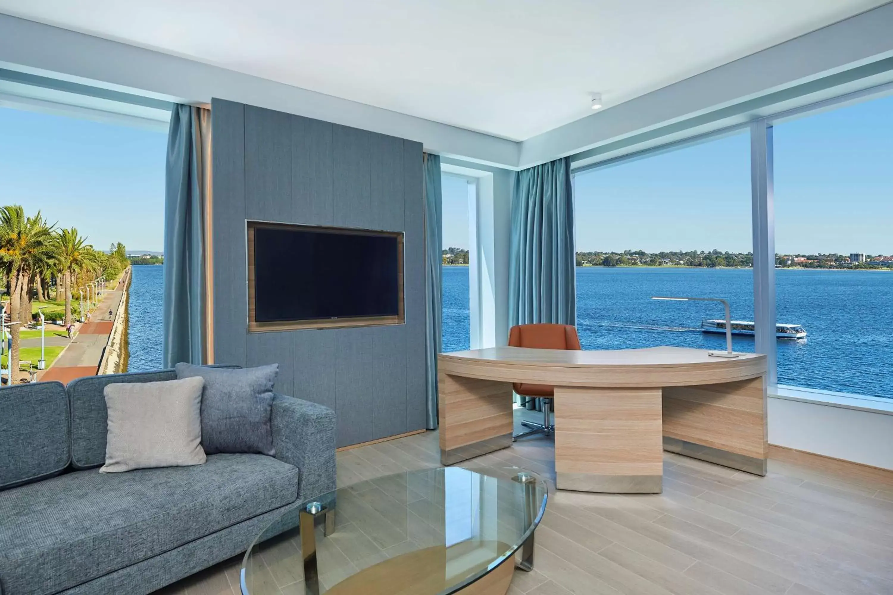 Living room in Doubletree By Hilton Perth Waterfront