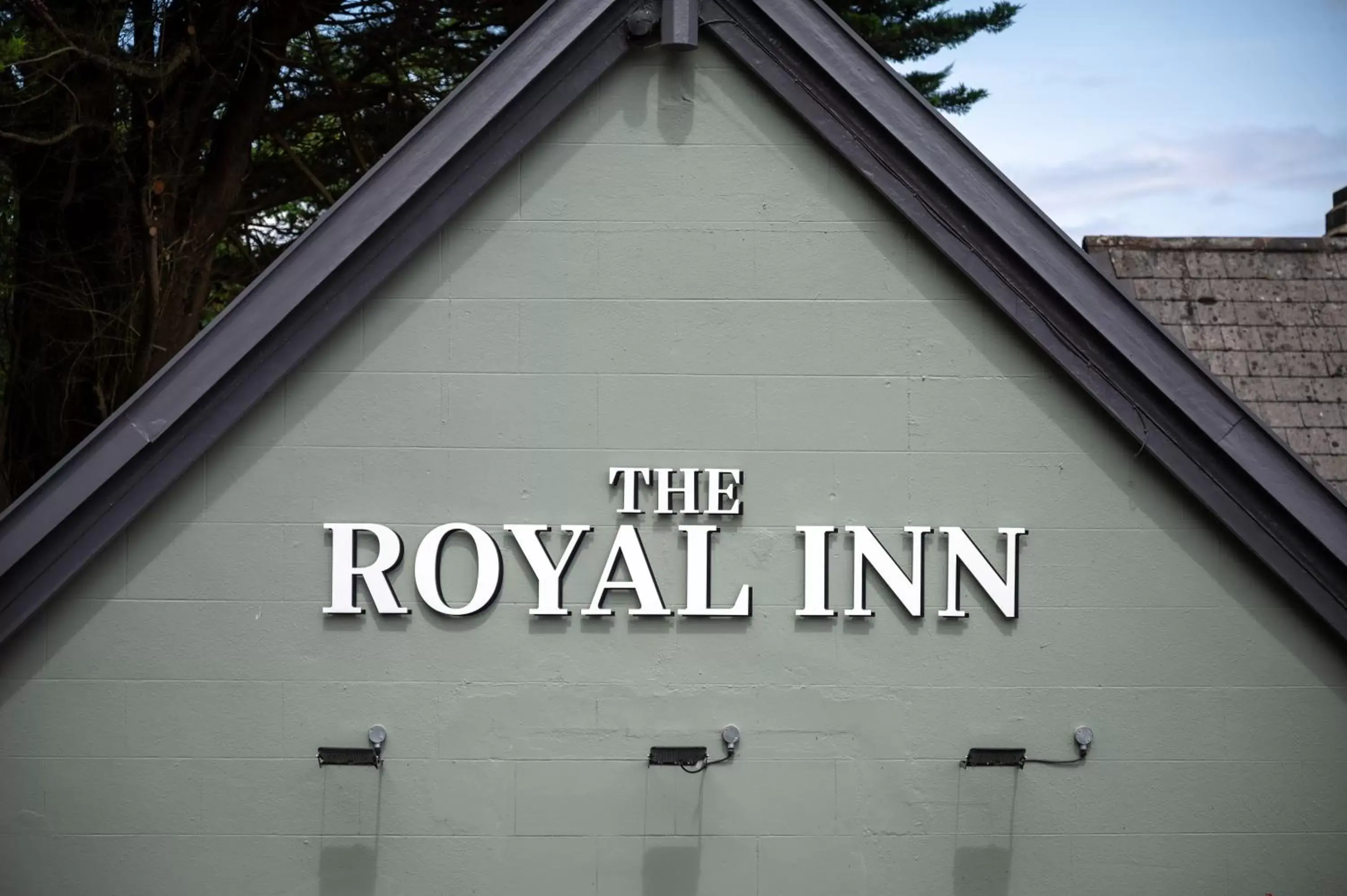 The Royal Inn by Chef & Brewer Collection