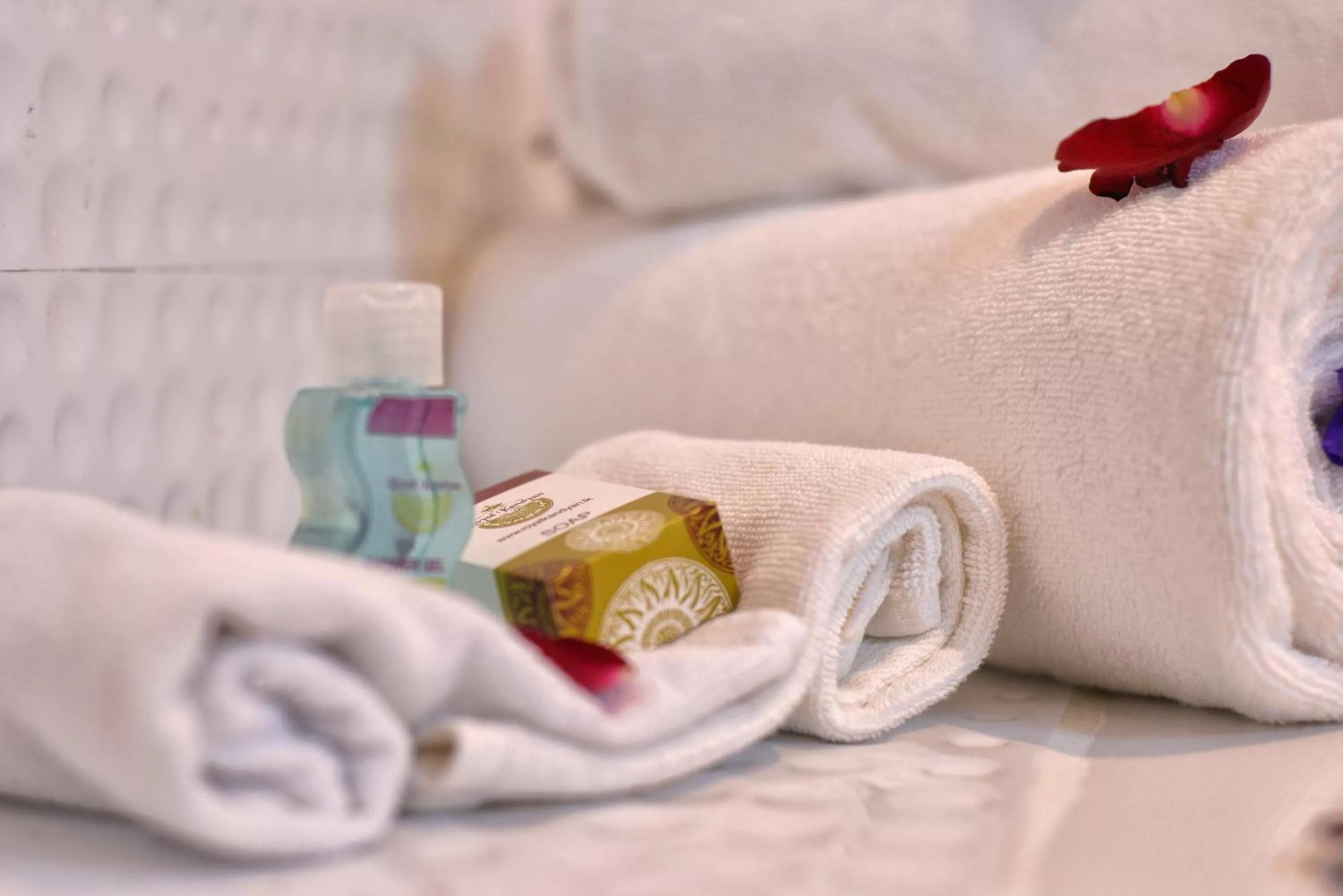 towels, Bed in Royal Kandyan Hotel