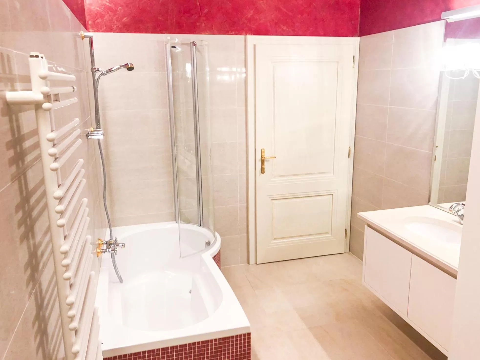 Shower in Die Schmiede