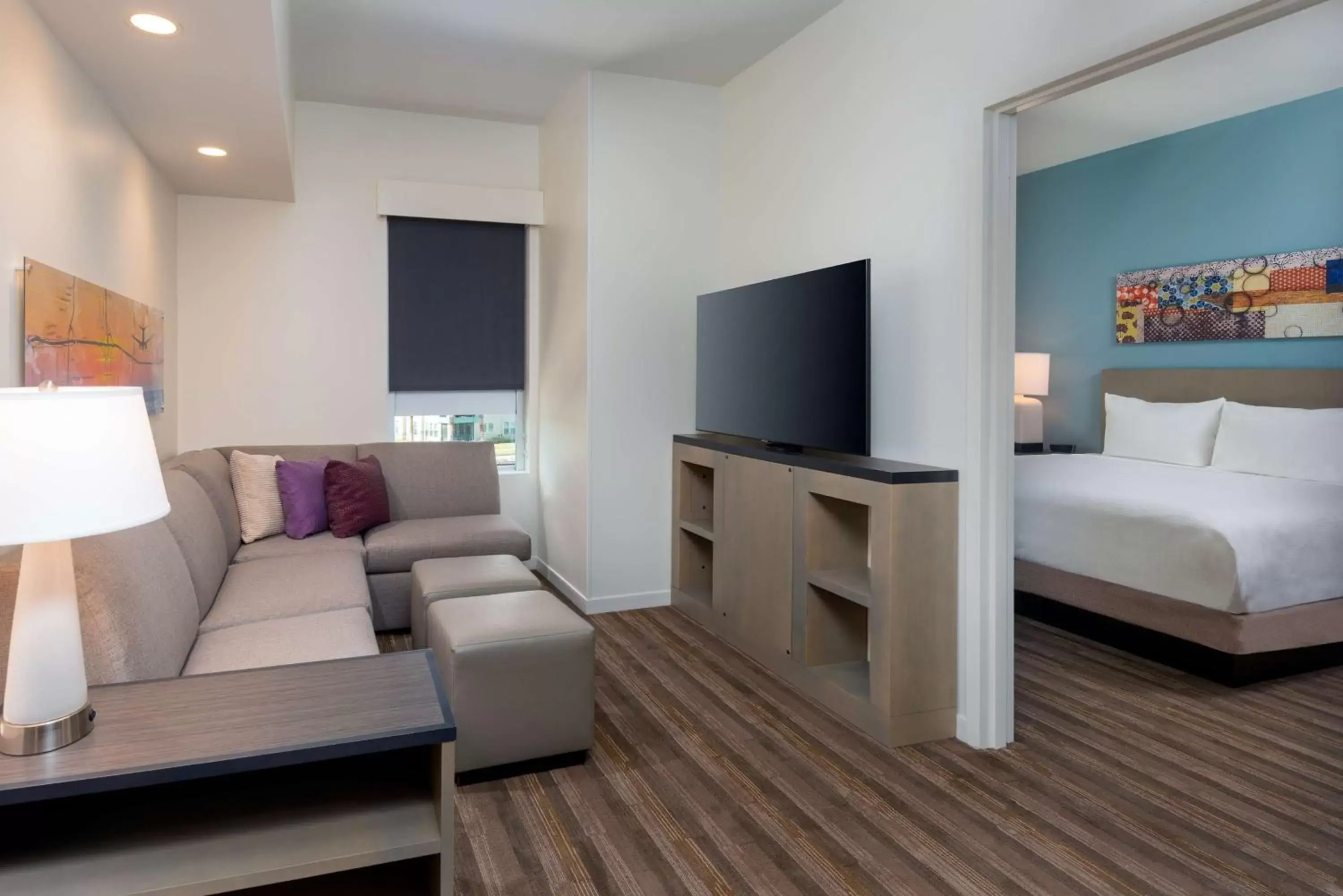 Photo of the whole room, TV/Entertainment Center in Hyatt House Orlando Airport