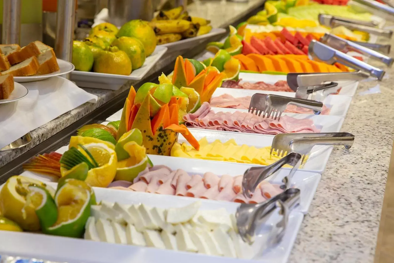 Breakfast, Food in Golden Tower Pinheiros by Fênix Hotéis