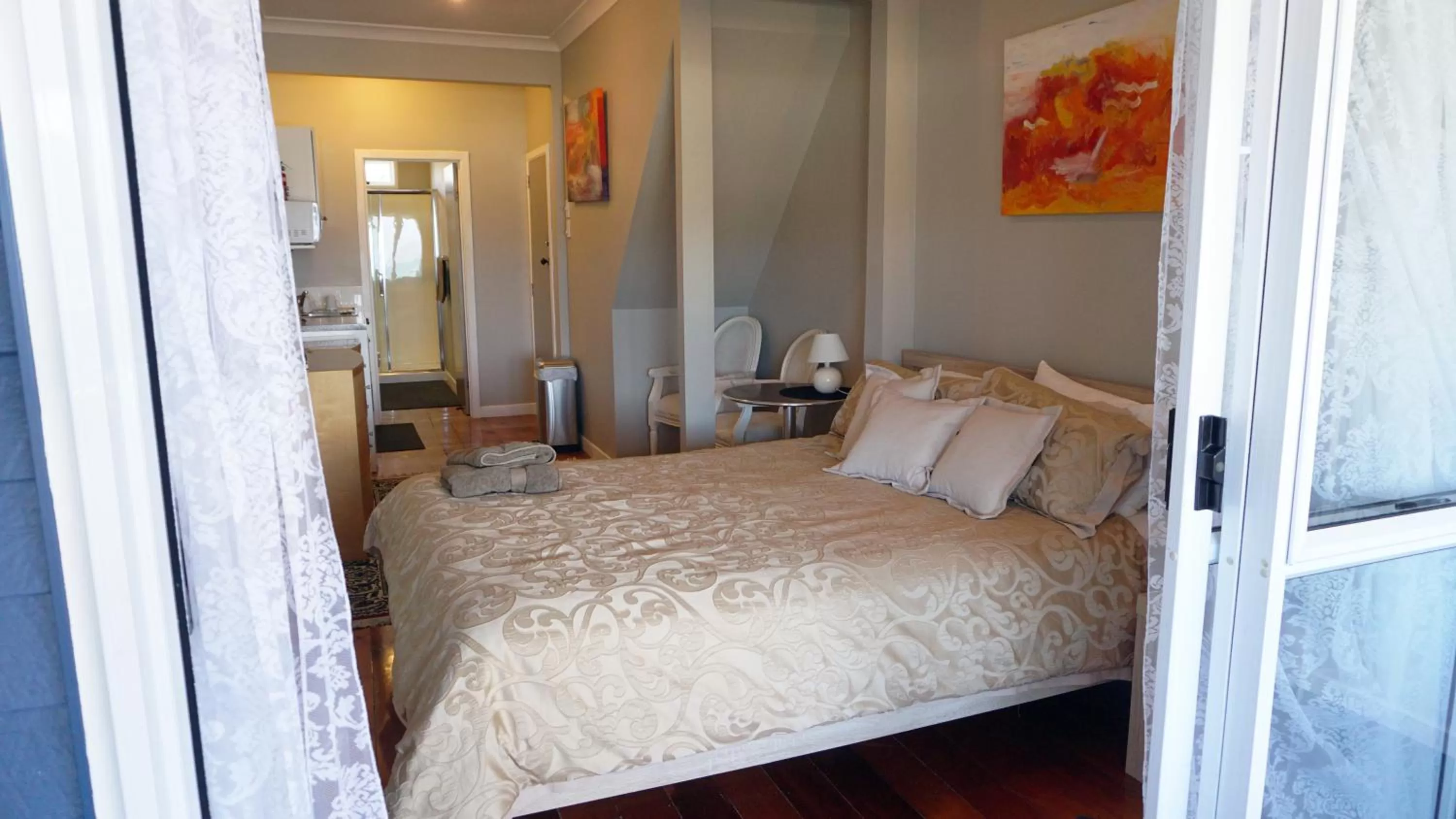 Nana Glads Beachfront Accommodation